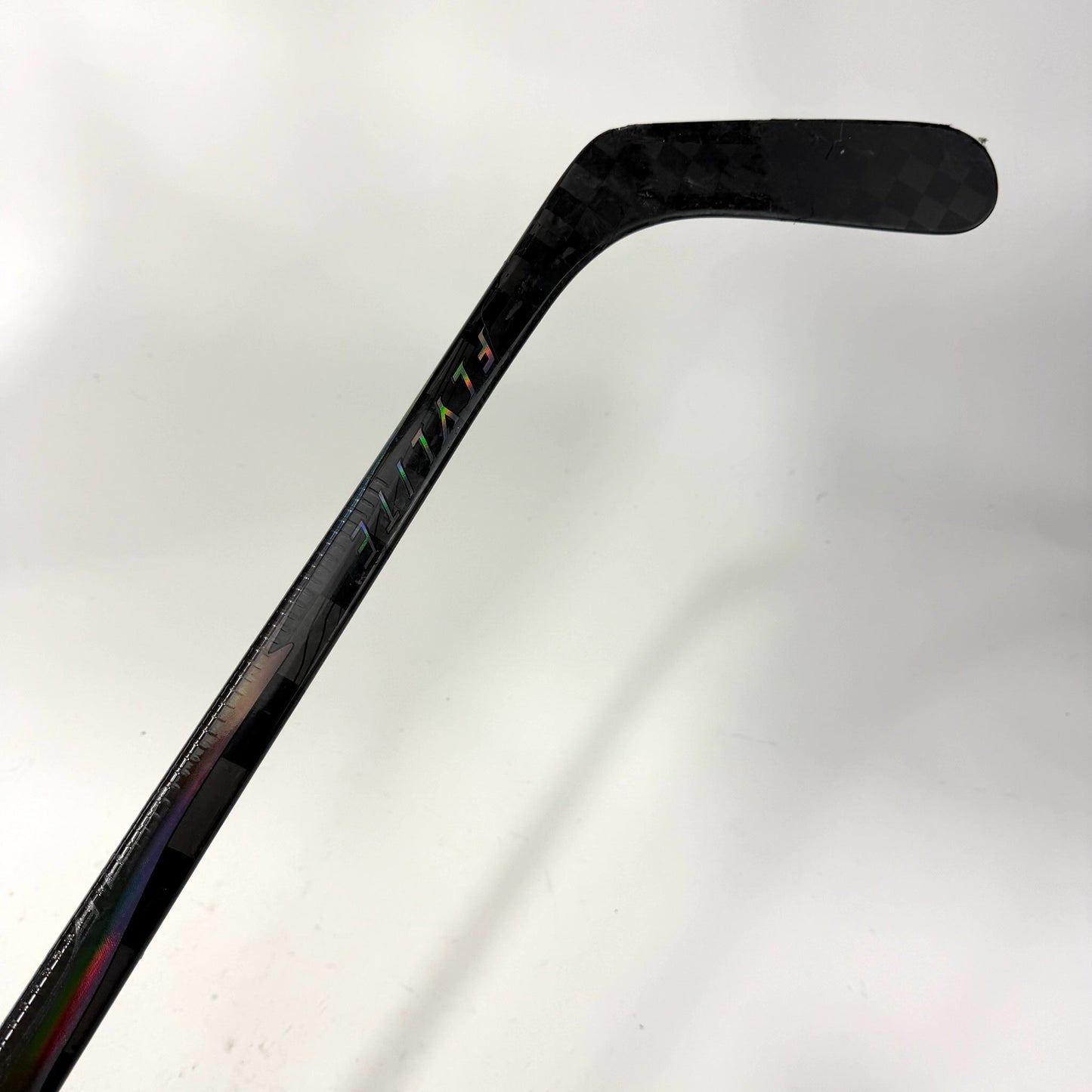 Used Right Black Bauer Vapor Flylite | 65 Flex P92 Curve Grip | AB704