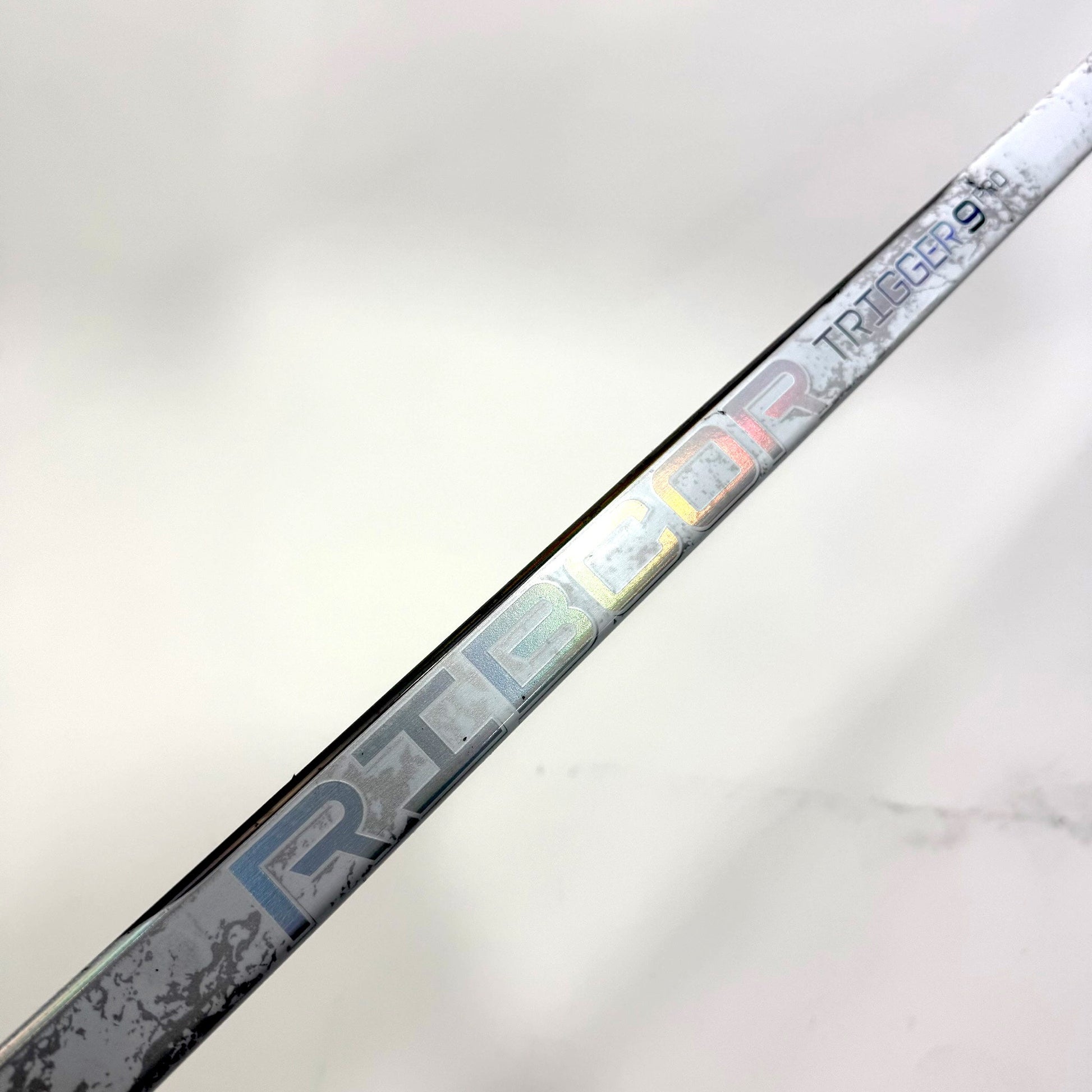 New Left White CCM Ribcor Trigger 9 Pro | 85 Flex P92M Curve Grip | BH400 - Top Flight Hockey