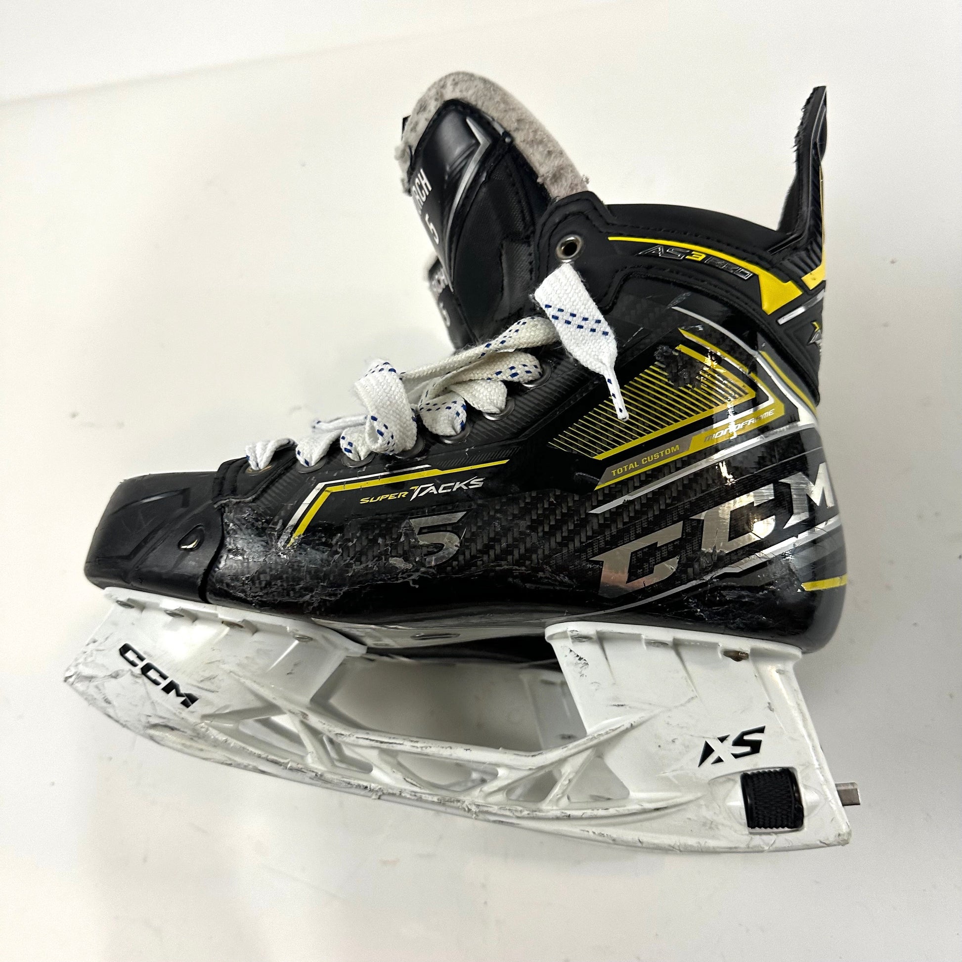 Used CCM Super Tacks AS3 Pro Skates | Size 8.5D | A1242 - Top Flight Hockey