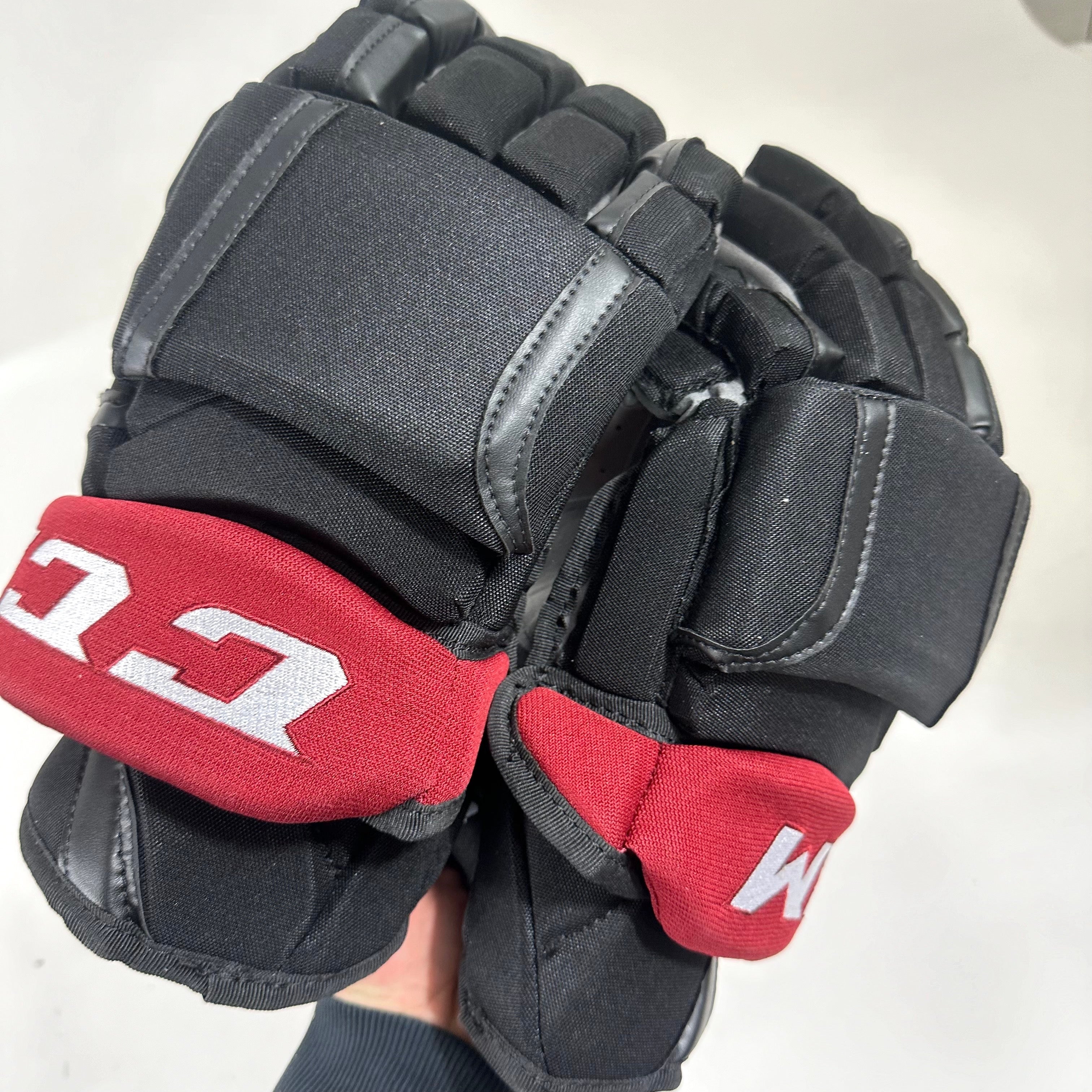 Brand New Arizona Coyotes CCM HG12 Gloves - 15"