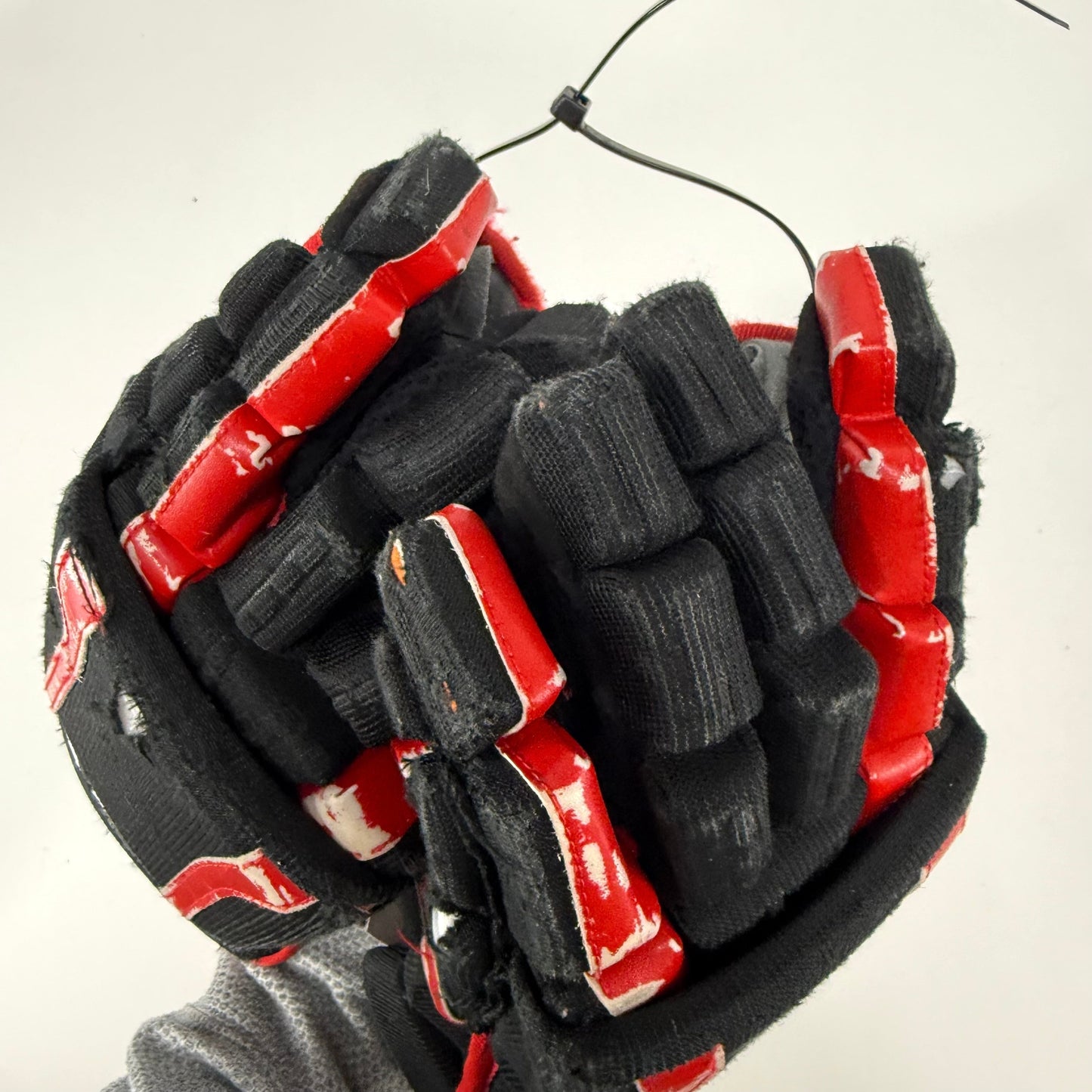 Used Blackhawks CCM HGCL Gloves 13" | L352