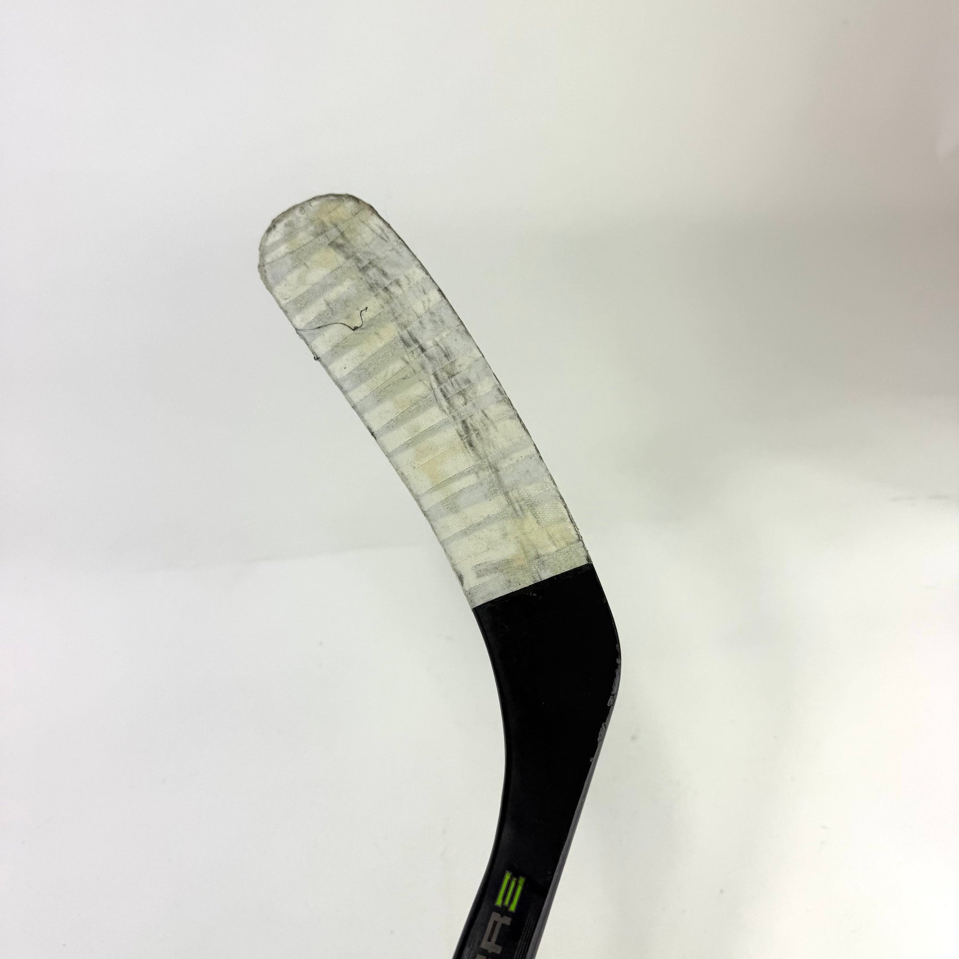 Used Left CCM Ribcor 44K | 85 Flex P29 Curve Grip | E632 - Top Flight Hockey