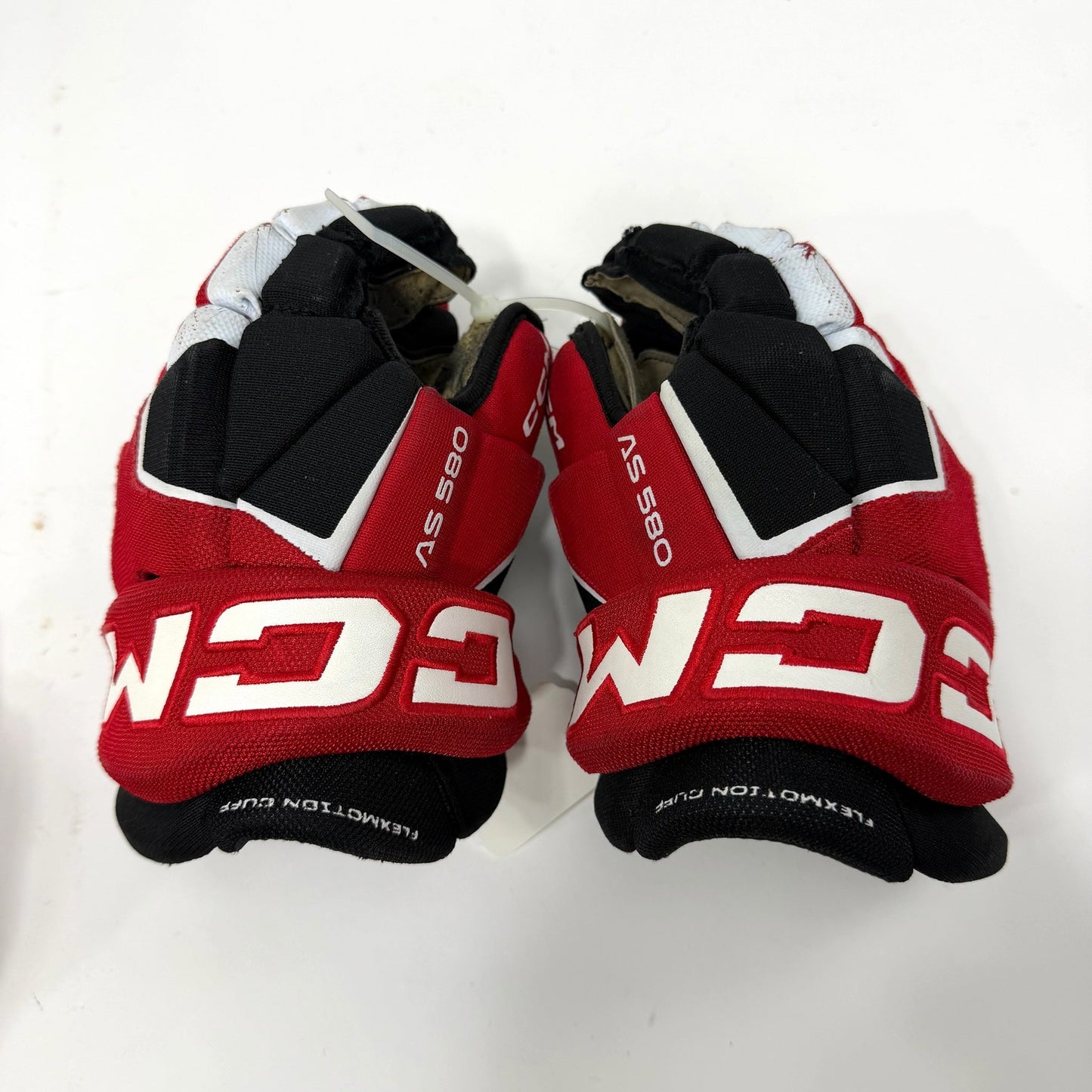 Used Black/Red CCM Tacks AS580 Gloves | 10" | J127