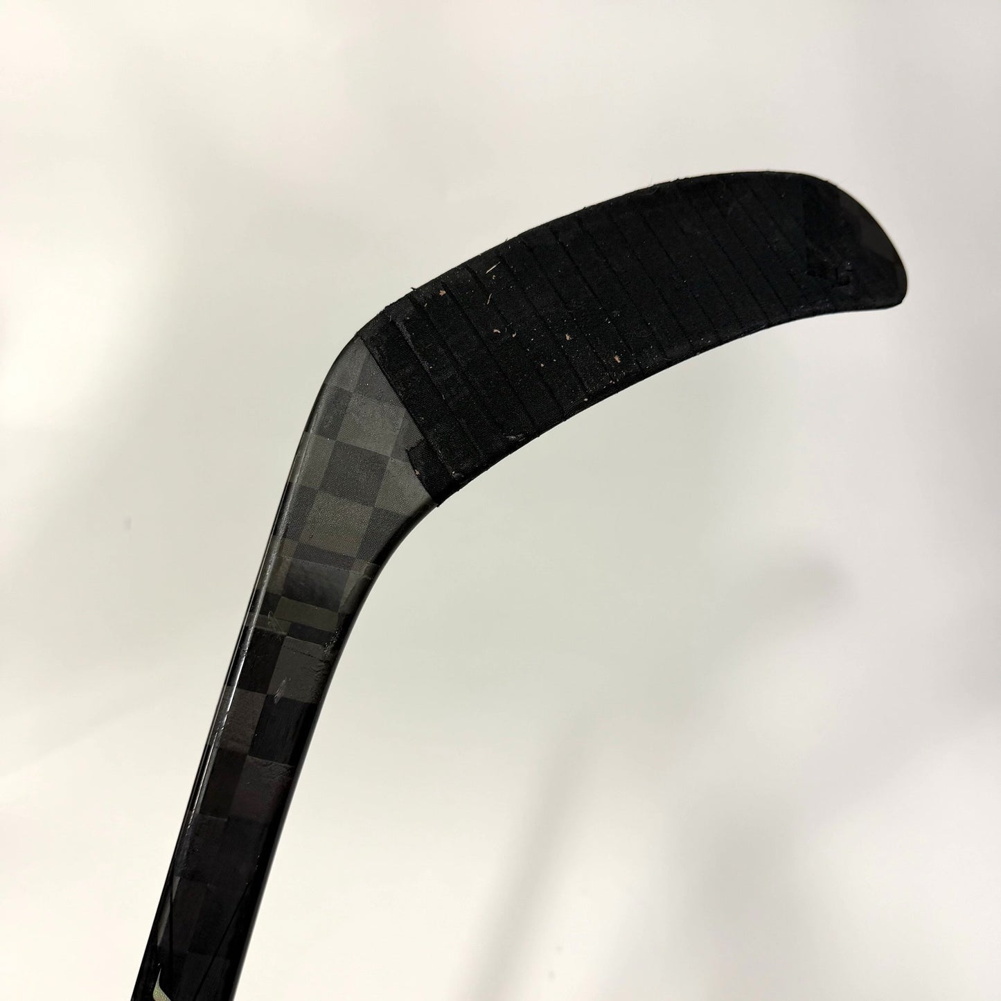 Used Left Black Bauer Vapor Flylite | 107 Flex P92M Curve Grip | AB737