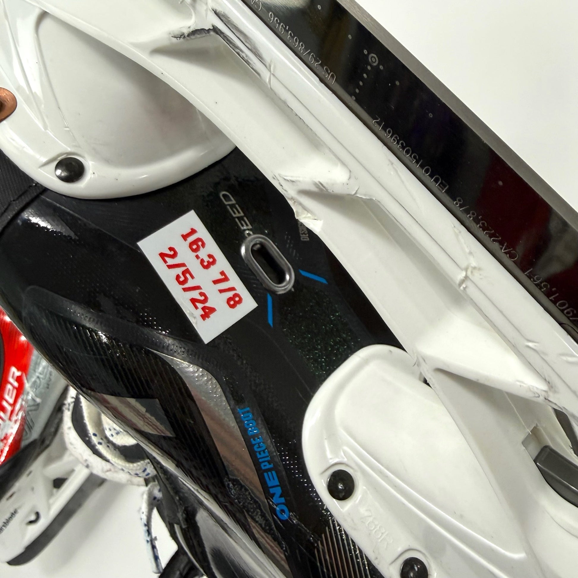 Used Black CCM Jetspeed FT6 Pro Skates | 9 3/4 D | Chicago Blackhawks Jason Dickinson | BH294 - Top Flight Hockey