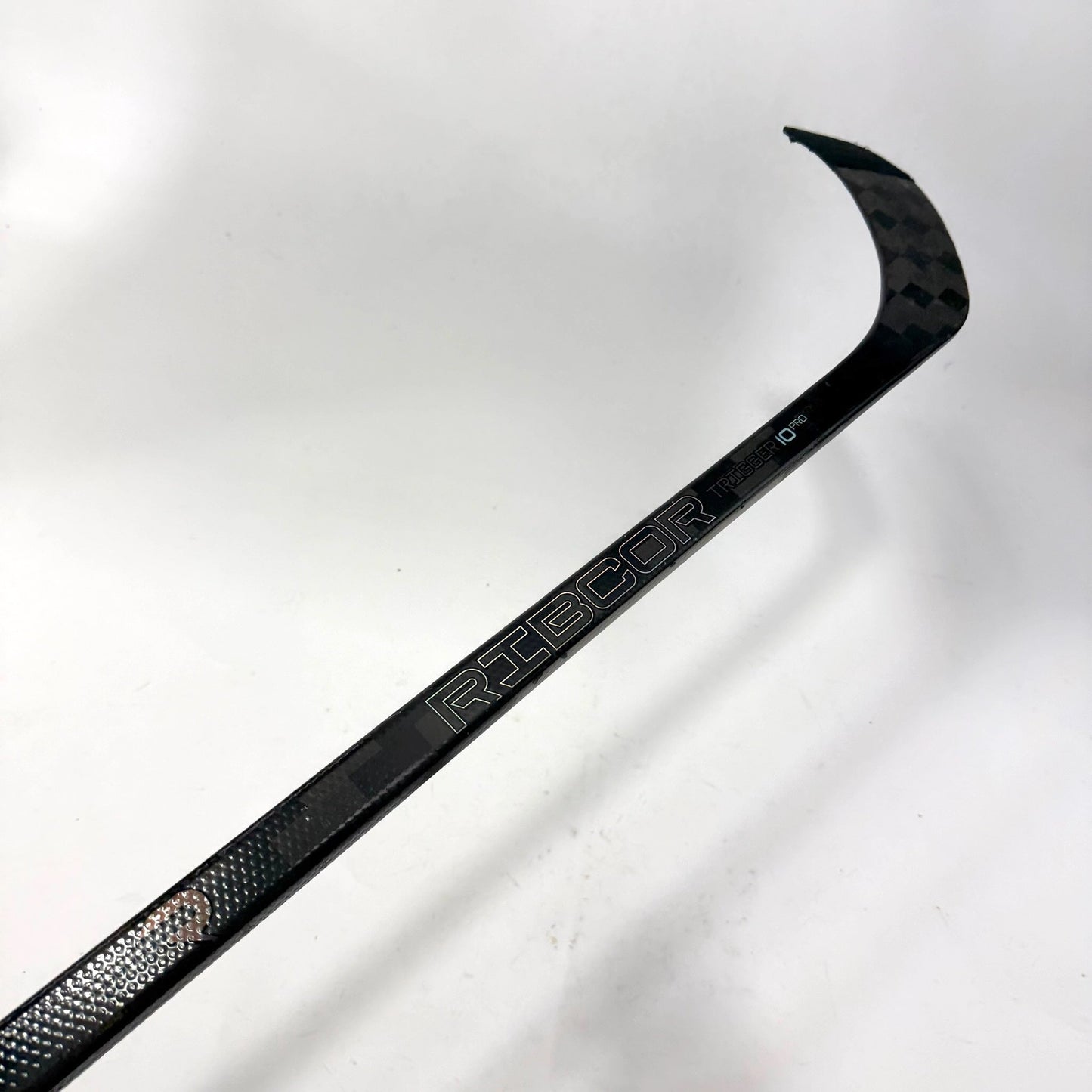 Used Right CCM Ribcor Trigger 10 Pro | 80 Flex P92 Curve Grip | A211