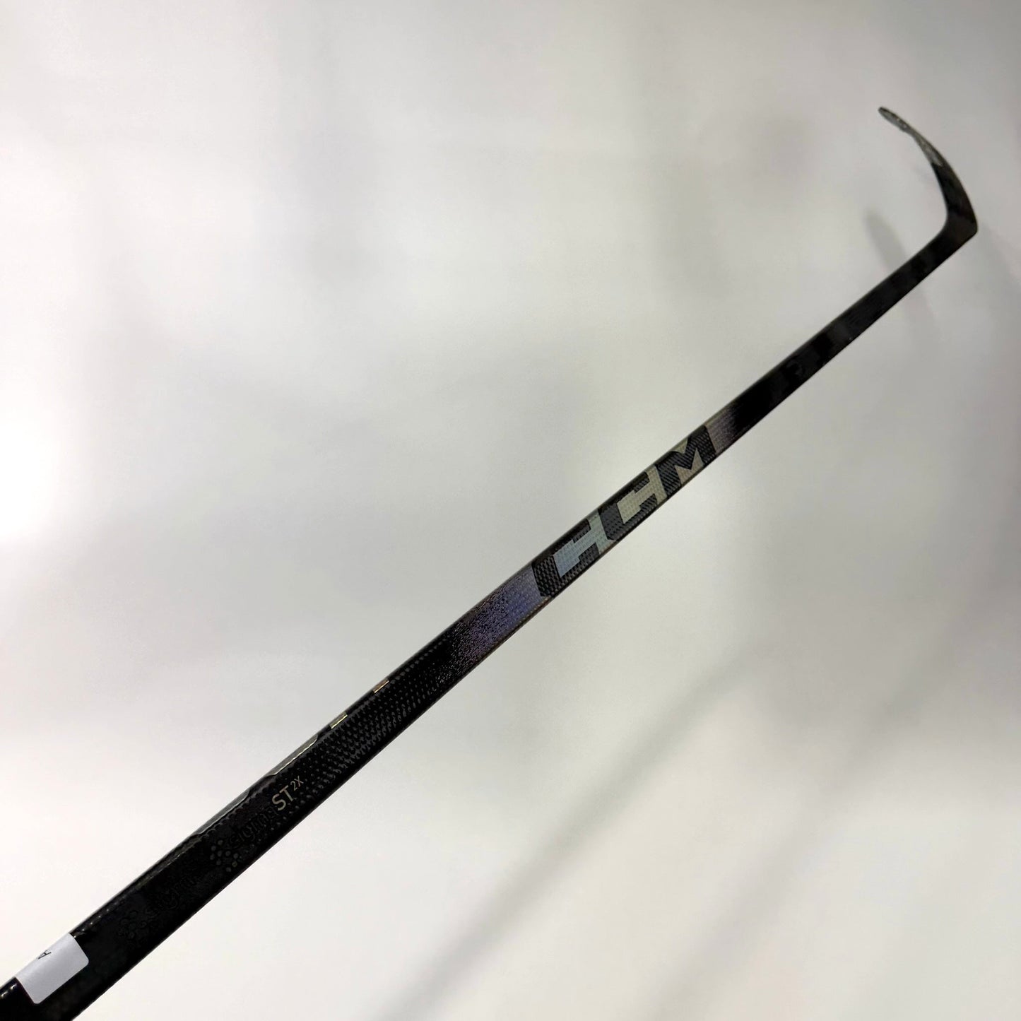 Used Right CCM Ribcor Trigger 10 Pro | 75 Flex P28 Curve Grip | AB433