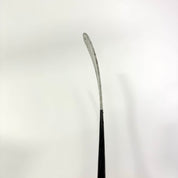 Used Right CCM Jetspeed FT5 Pro | 90 Flex P28M Curve Grip | L267 - Top Flight Hockey