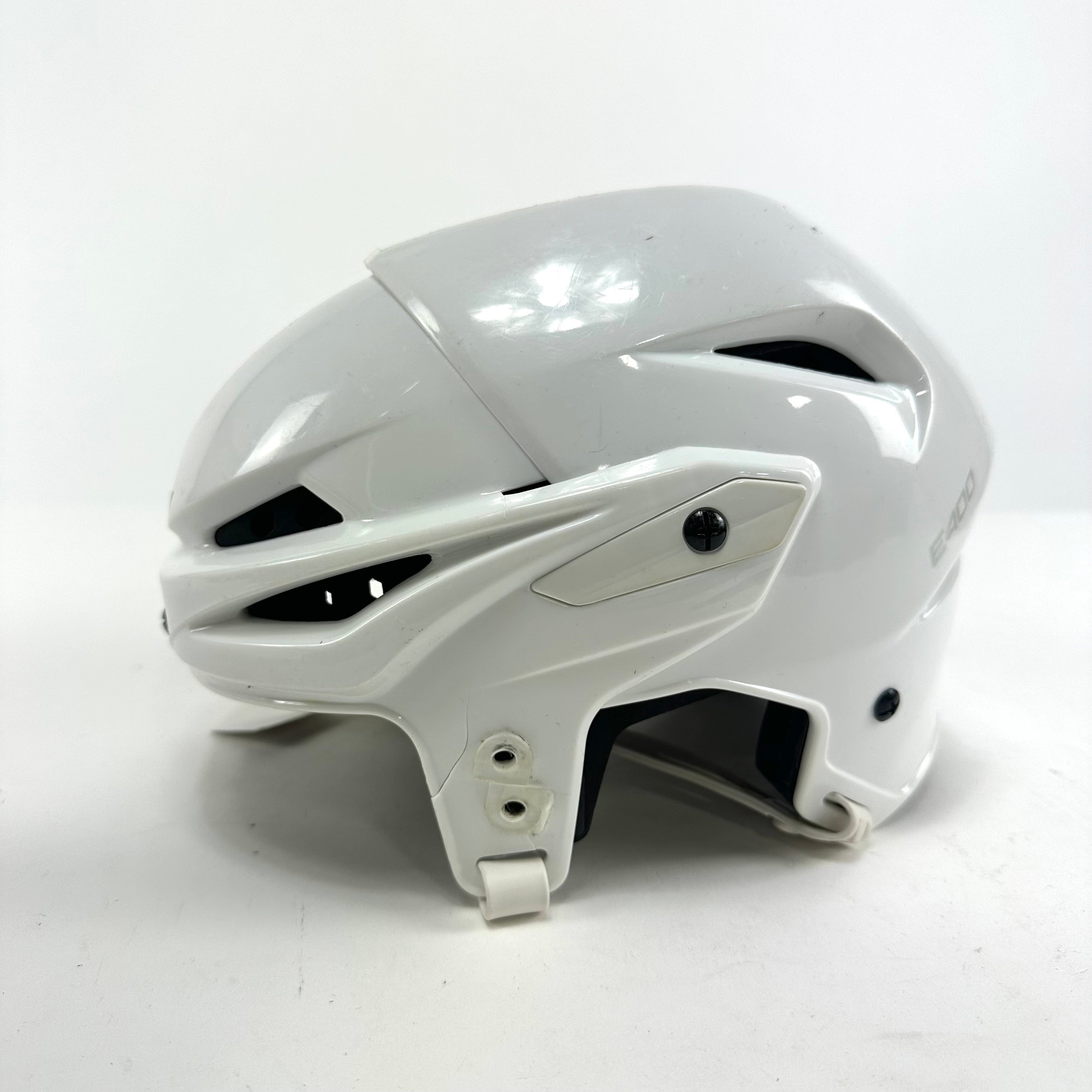 Used White Easton E400 Helmet | Medium | L324 - Top Flight Hockey