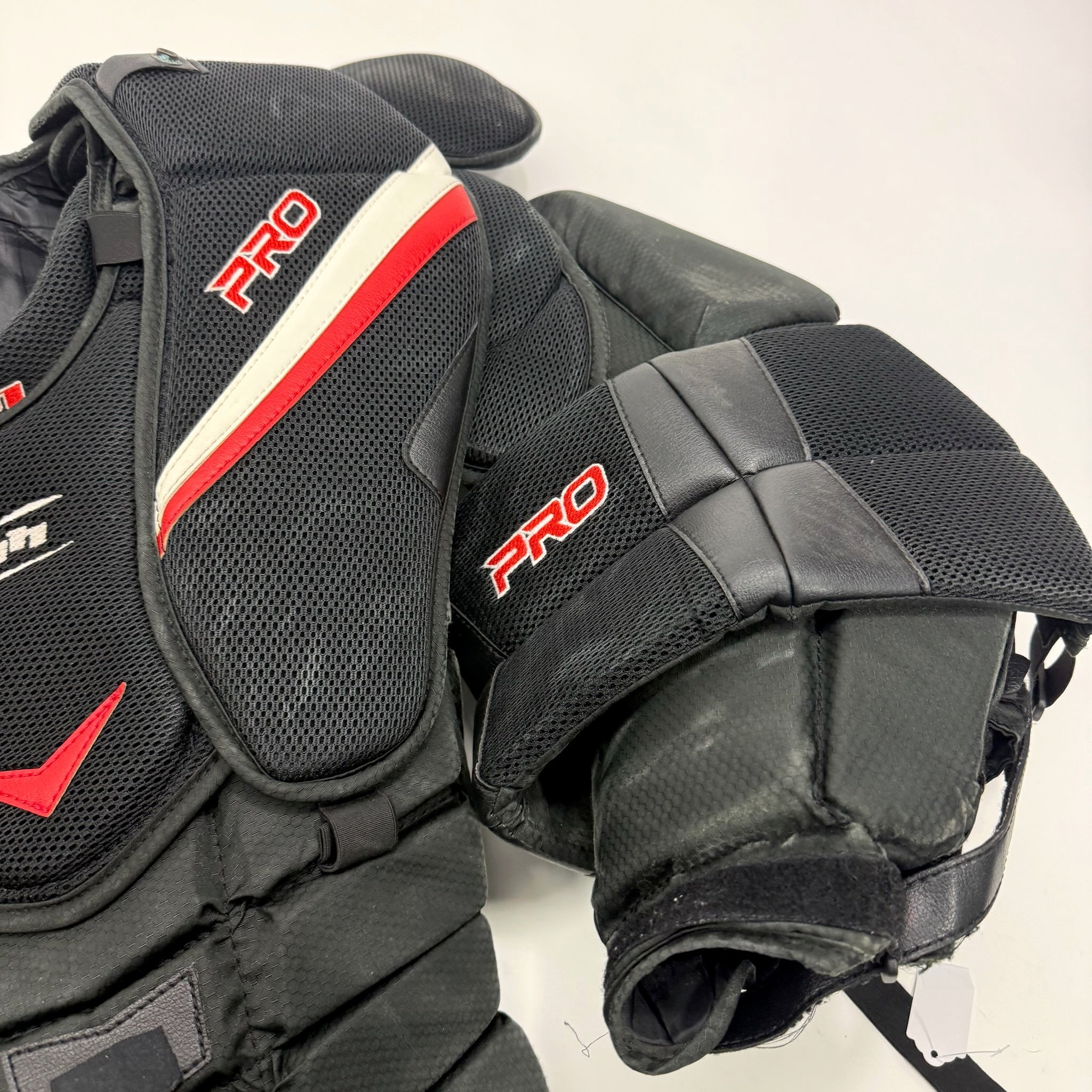 Used Mark Hockey MH One Pro Goalie Chest Protector | XL | #BH390 - Top Flight Hockey
