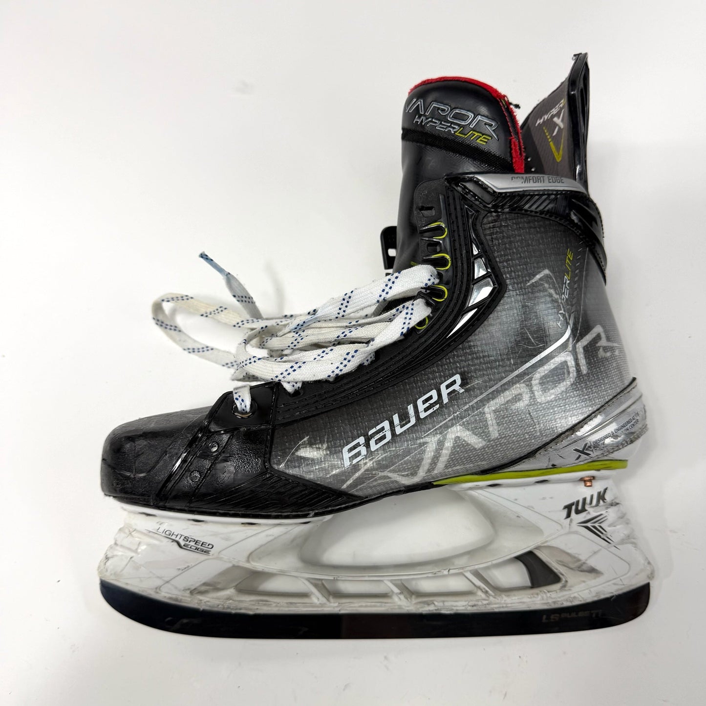 Used Bauer Vapor Hyperlite Skates | Size 10 Fit 1 | AB787