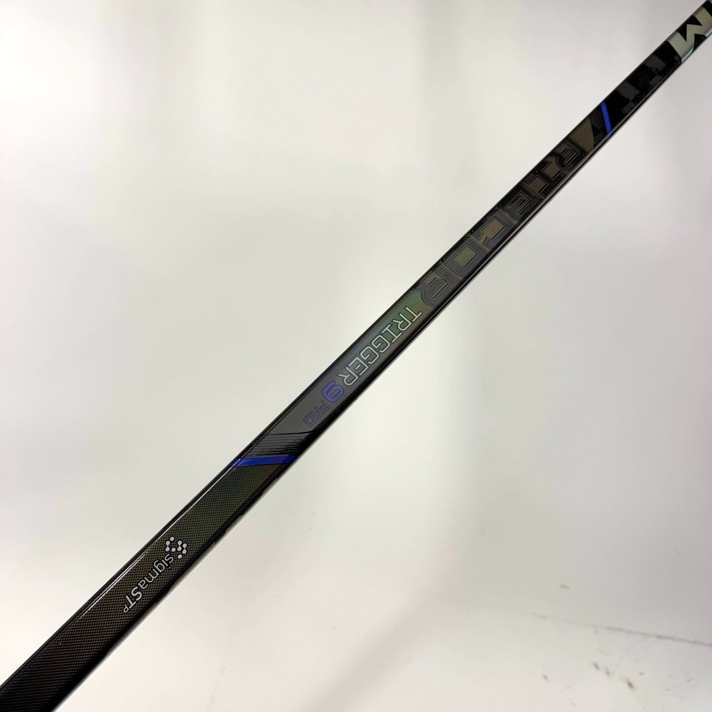 New Left CCM Ribcor Trigger 9 Pro | 75 Flex P28 Curve Grip | AB825