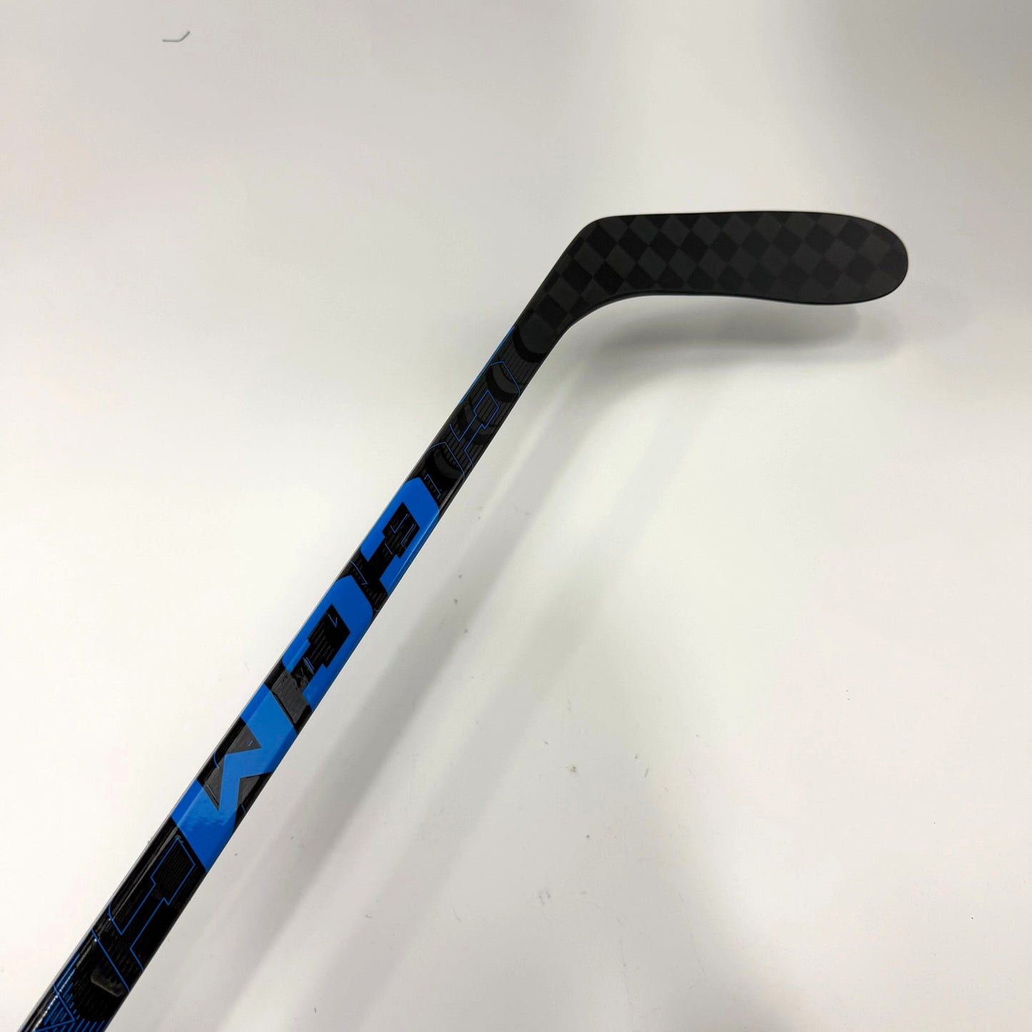 New Right CCM Jetspeed Youth Stick | 30 Flex P28 Curve Grip