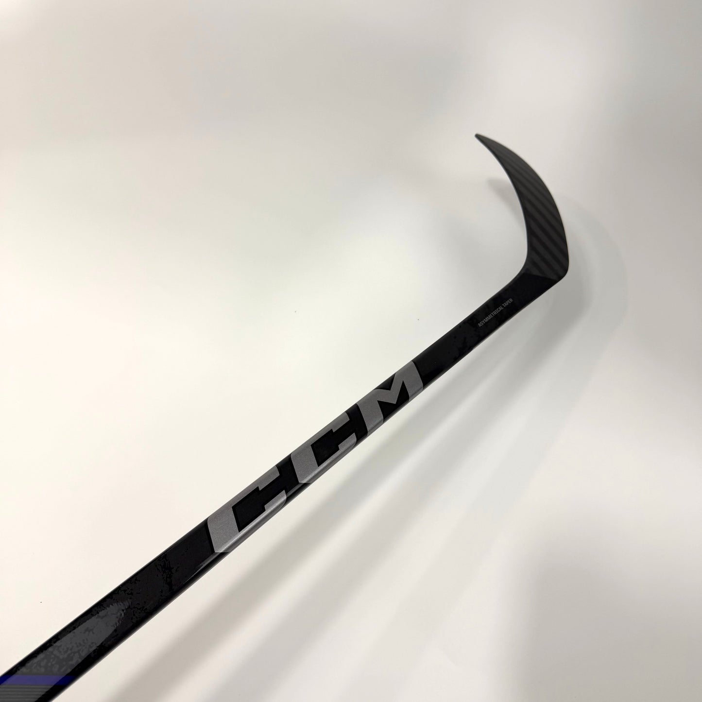 New Right CCM Ribcor 96K | 85 Flex P92 Curve Grip | AB714