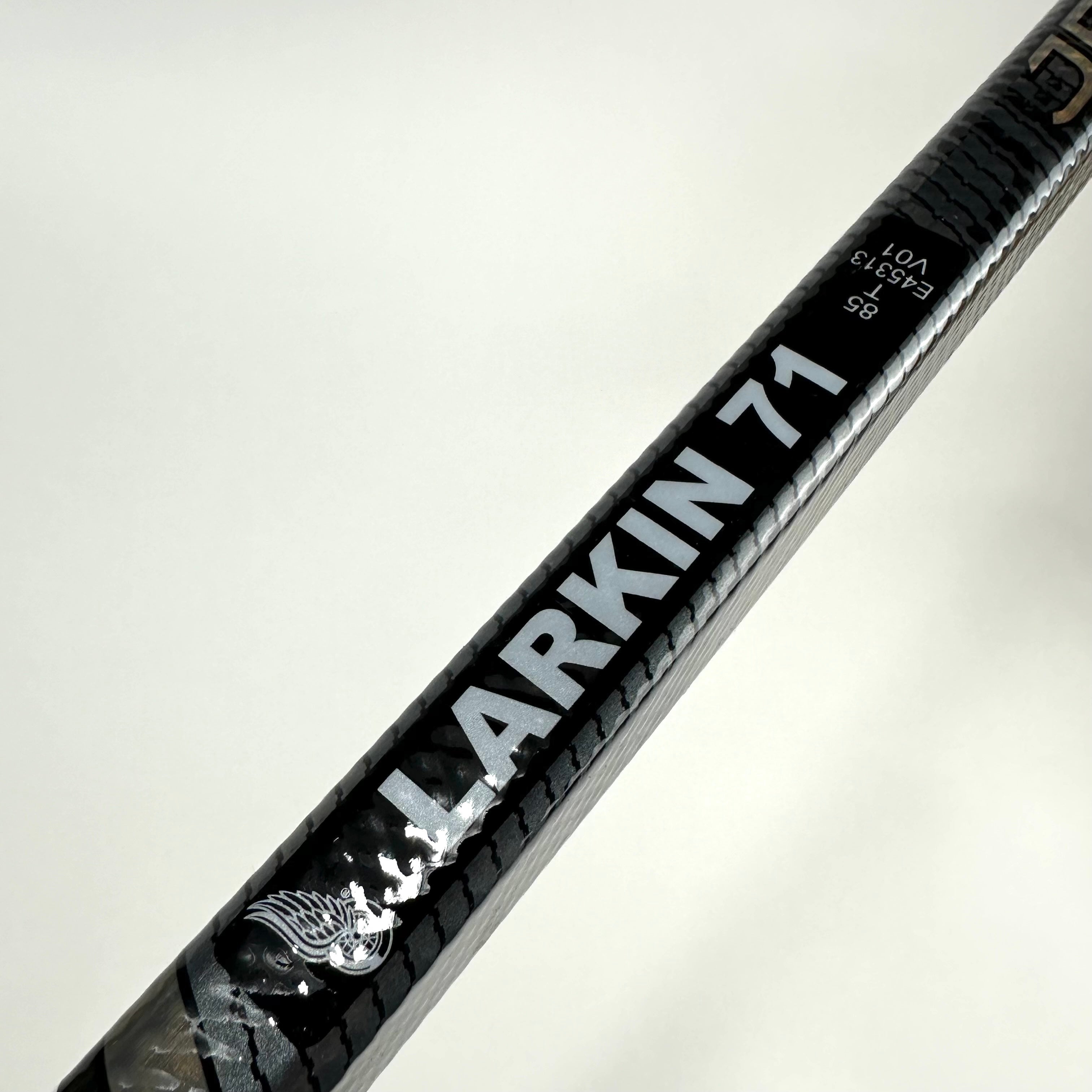 New Left Chrome CCM Jetspeed FT6 Pro | 85 Flex P90 Curve Grip | Larkin | L94