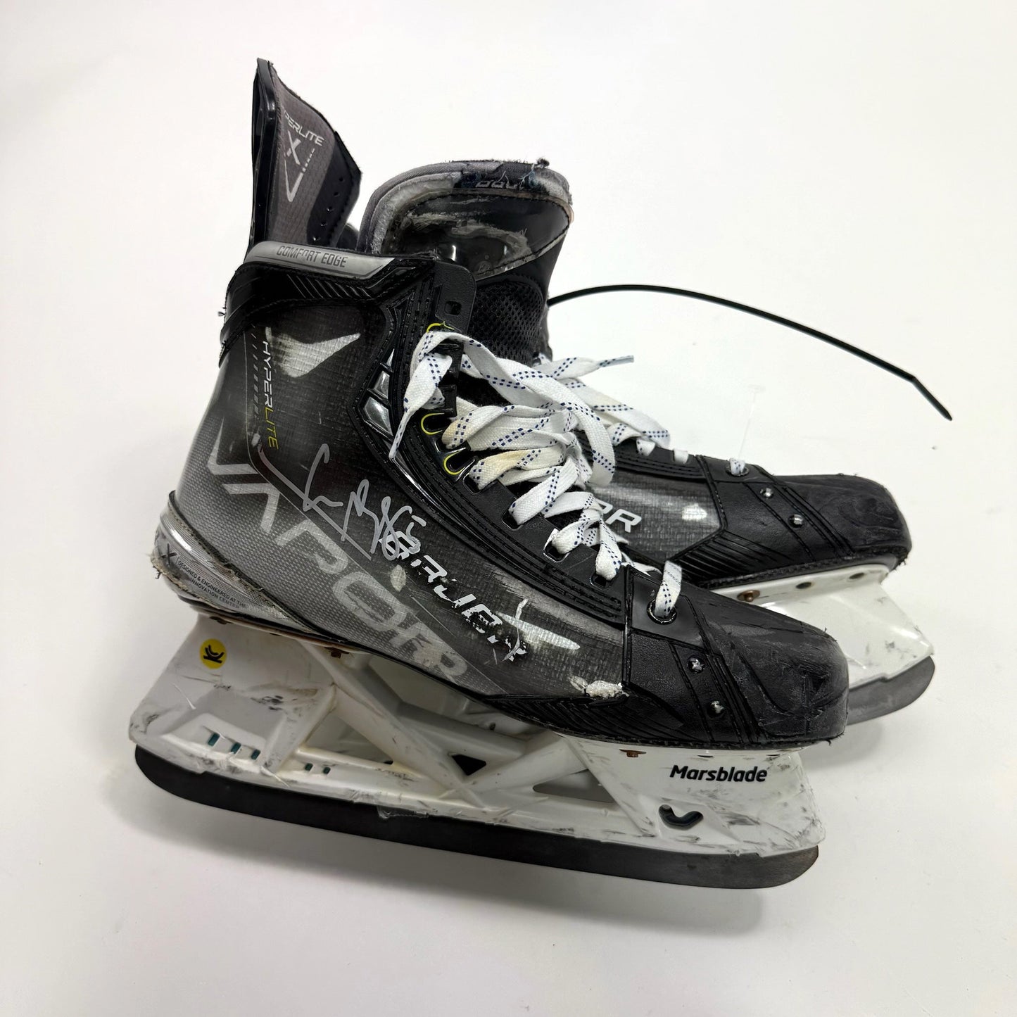 Used Bauer Vapor Hyperlite Skates | Size 11 D | Chicago Blackhawks #5 Connor Murphy | BH301