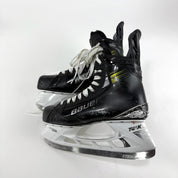 Used Black Bauer Vapor Hyperlite 2 Skates | 10 E | D219 - Top Flight Hockey