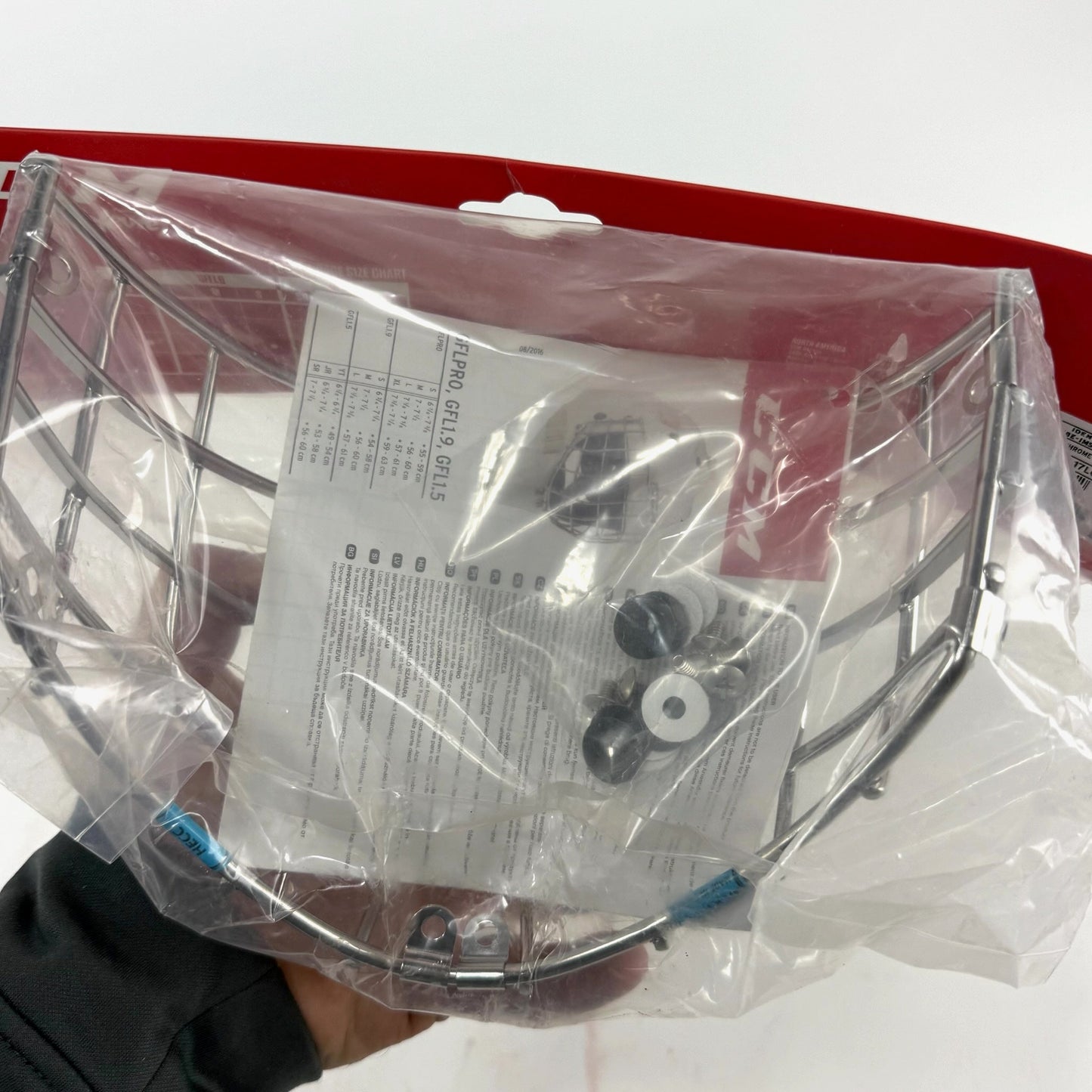 New Chrome CCM Pro Straight Goalie Cage | Sr Medium/Large