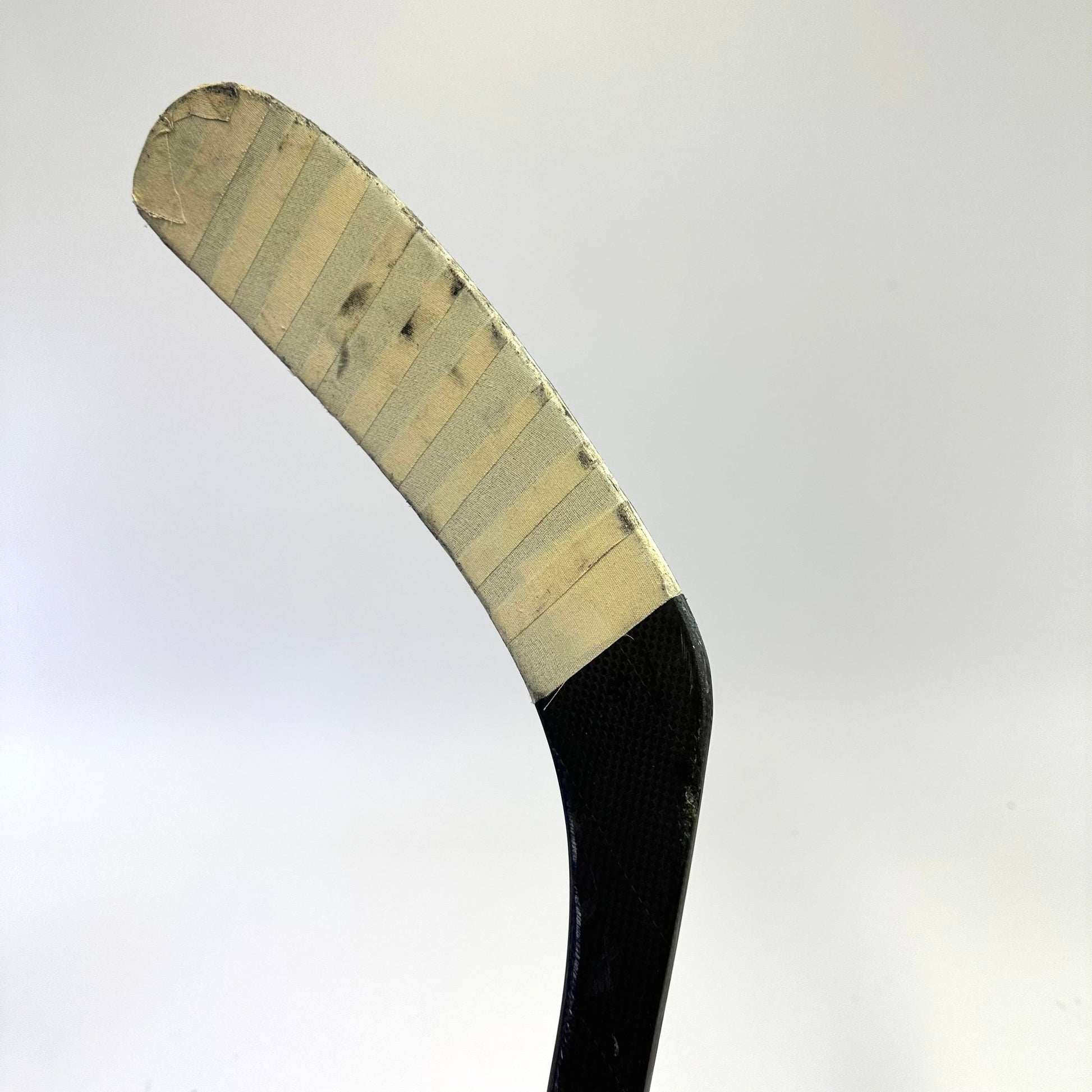 Used Left Handed Warrior Dynasty AX1ST | 90 Flex | Custom P14 Curve | Non Grip | A864 - Top Flight Hockey