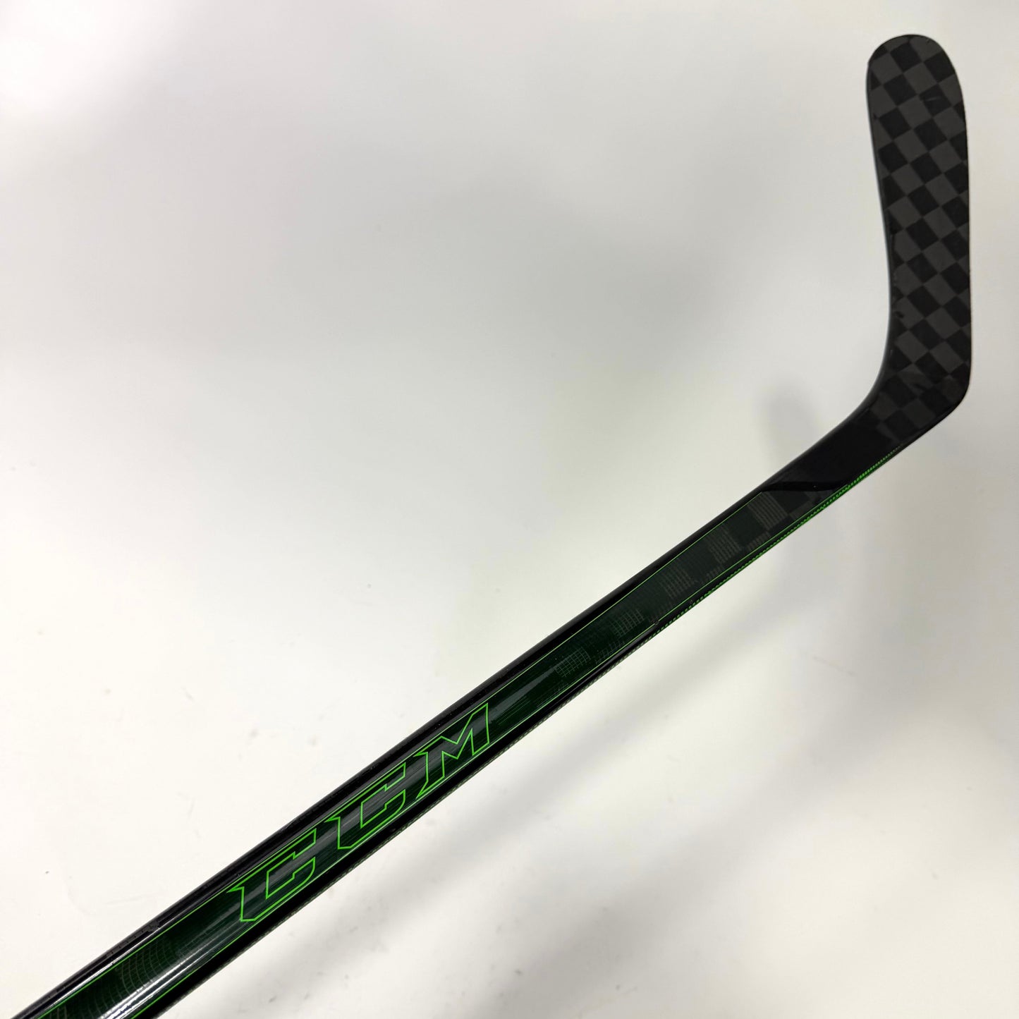 Used Left CCM Ribcor Trigger 5 Pro | 95 Flex Heel Curve Grip | R180