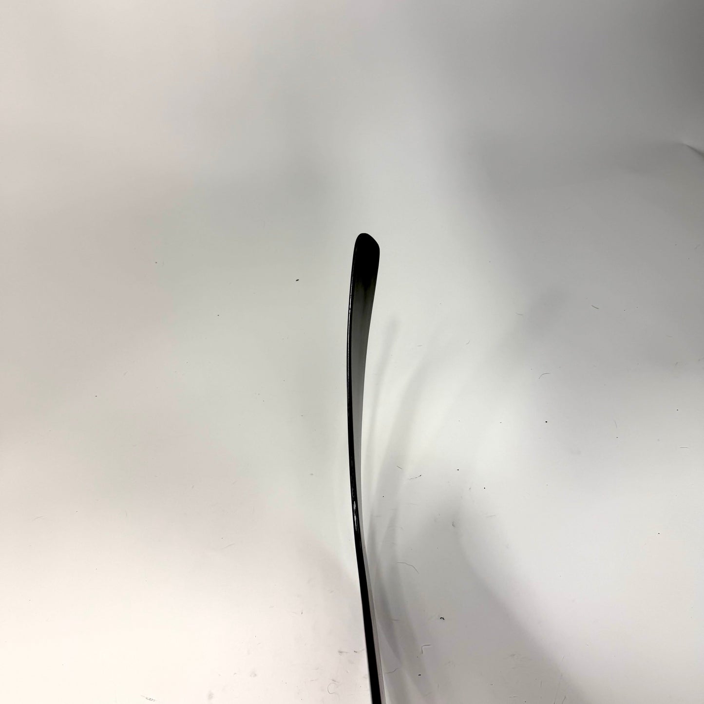 New Misprint Regular Black/Red Warrior Ritual V4 Goalie Stick | 26" Paddle Custom Curve | Mrazek