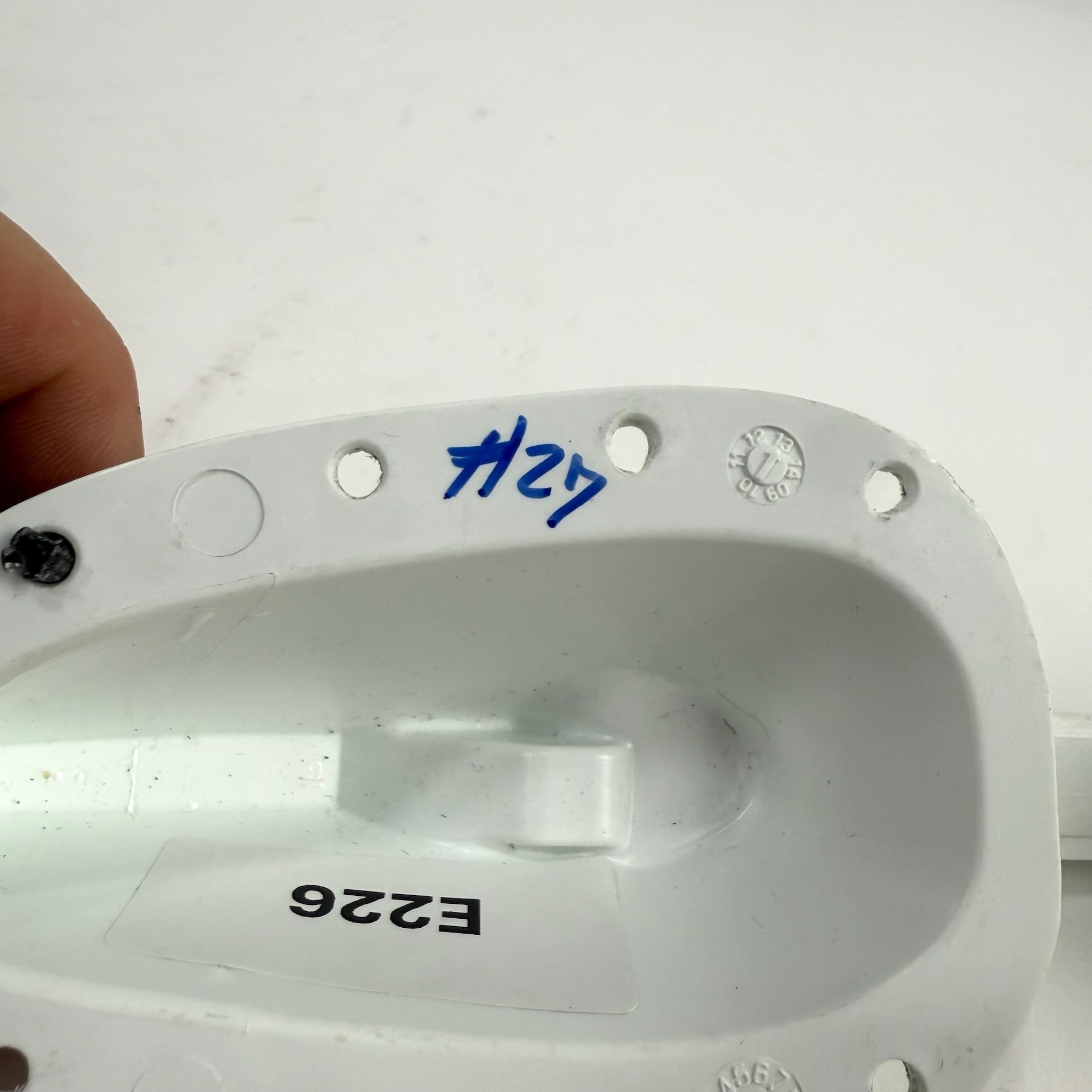 Used Tuuk Light Speed 2 Holder | 280mm Right | #27 - E226 - Top Flight Hockey