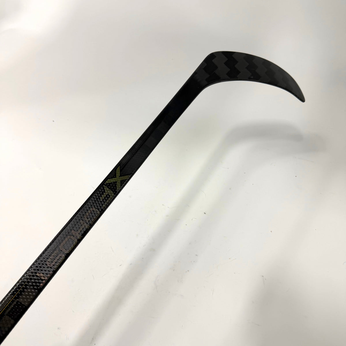 New Left CCM XF Ghost | 85 Flex P92M Curve Grip | A74 - Top Flight Hockey