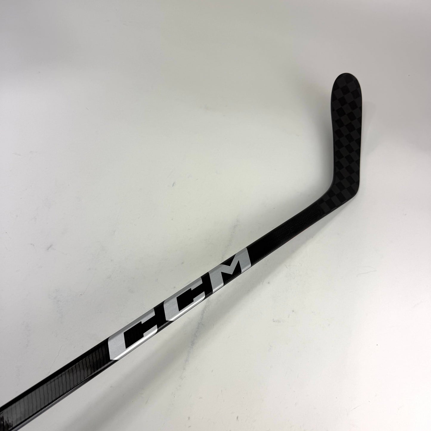 New Left CCM Jetspeed FT+ | 85 Flex P28 Curve Grip | J449 - Top Flight Hockey