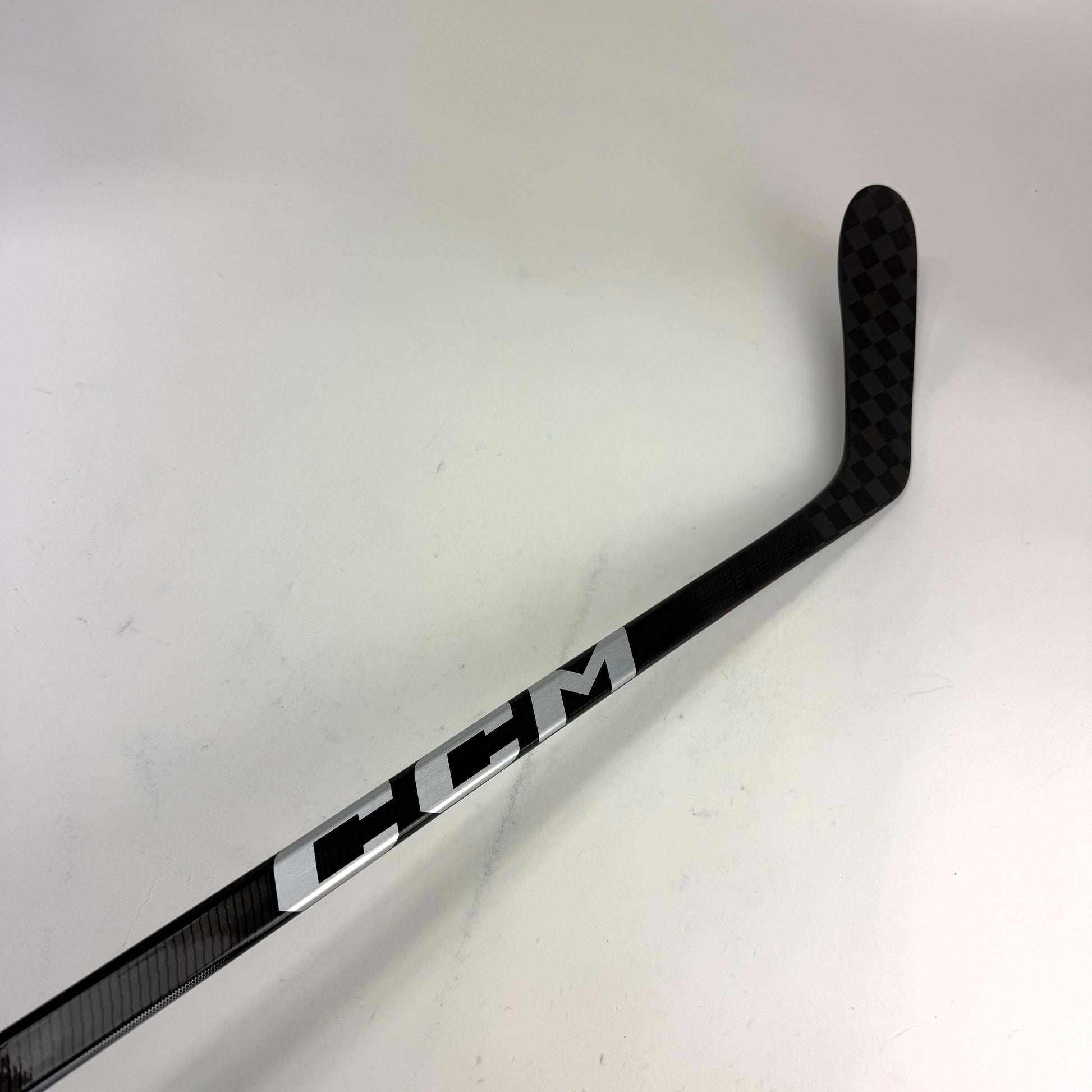 New Left CCM Jetspeed FT+ | 85 Flex P28 Curve Grip | J449 - Top Flight Hockey