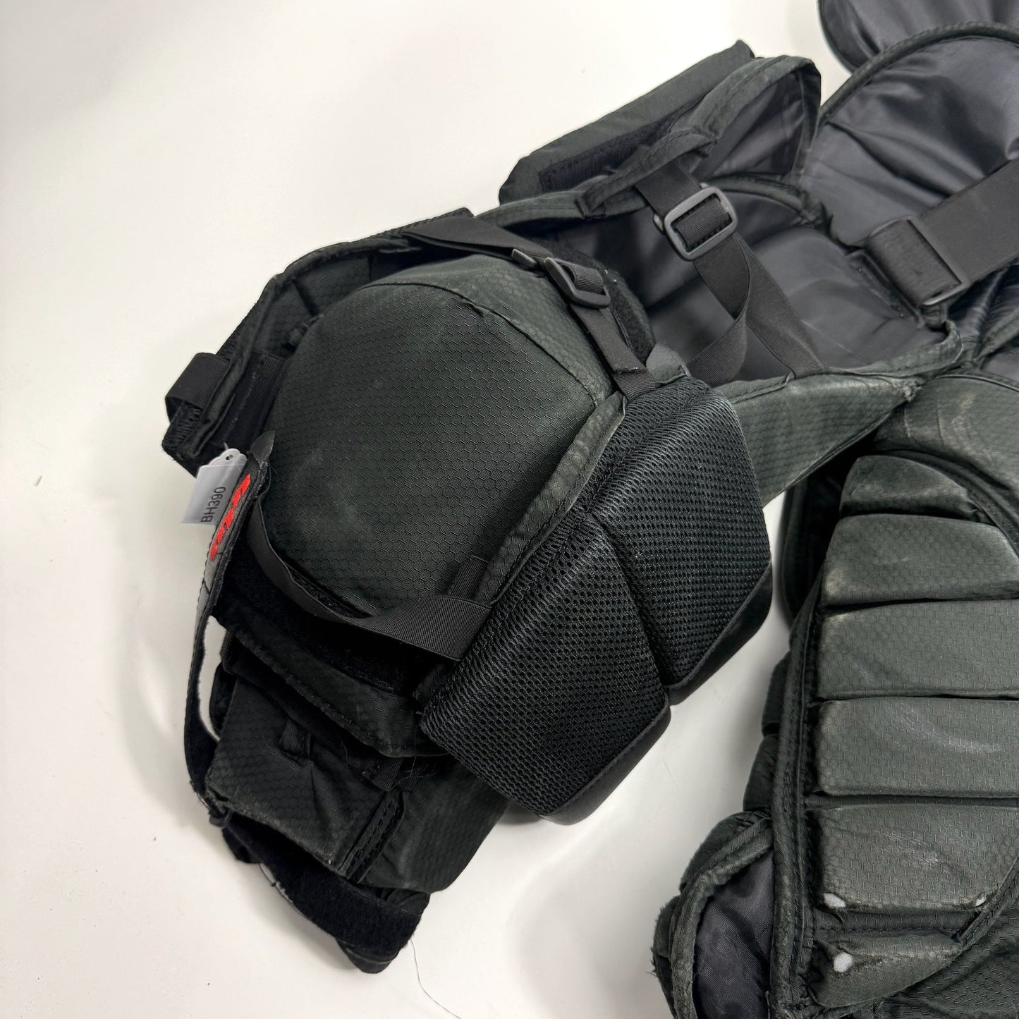 Used Mark Hockey MH One Pro Goalie Chest Protector | XL | #BH390