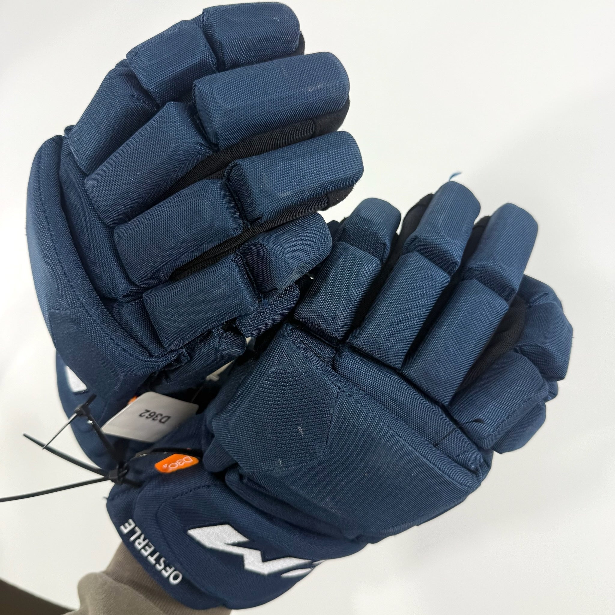 Used Navy CCM Jetspeed Pro Gloves | 14" | D362