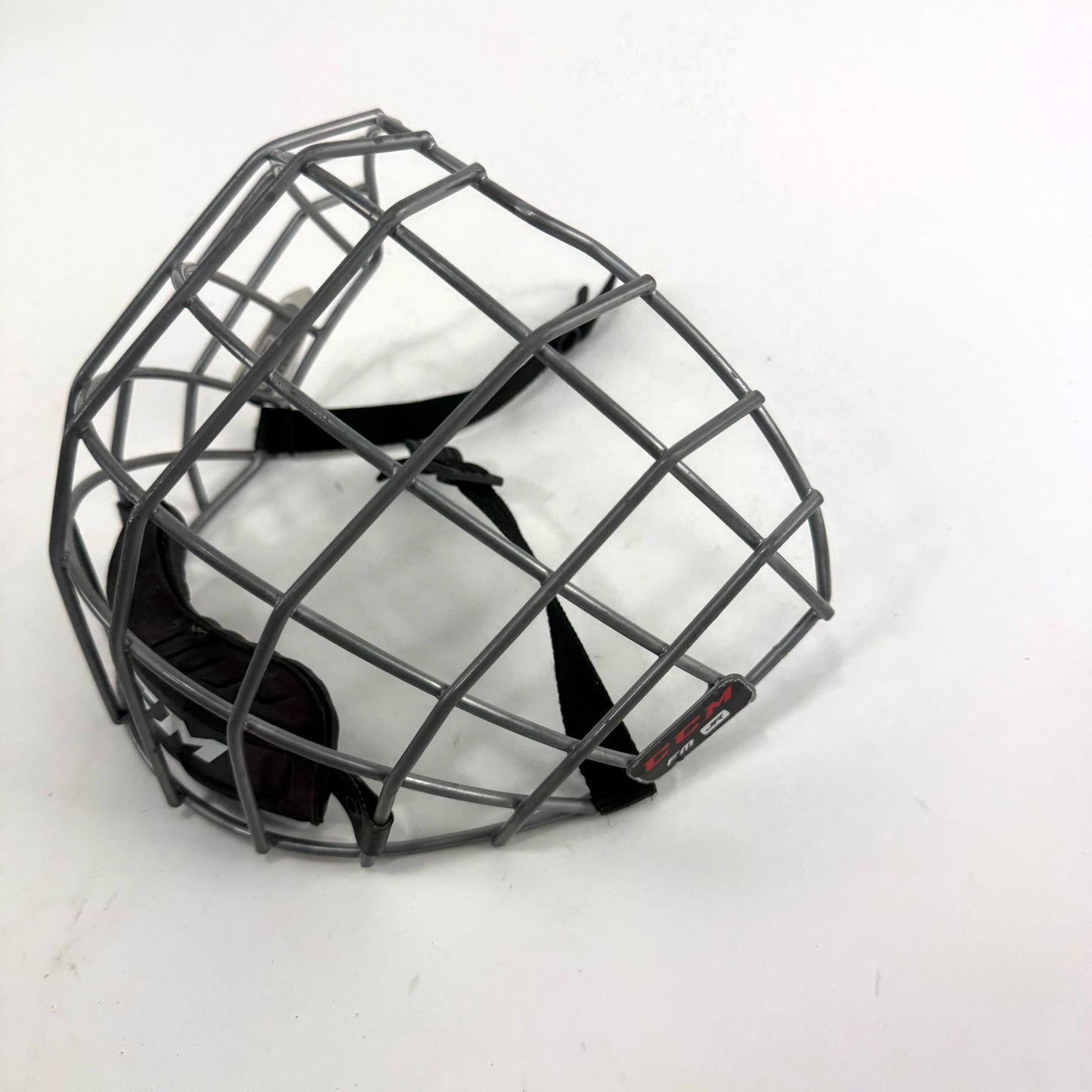 Used Grey CCM Cage | FM Junior | E433 - Top Flight Hockey