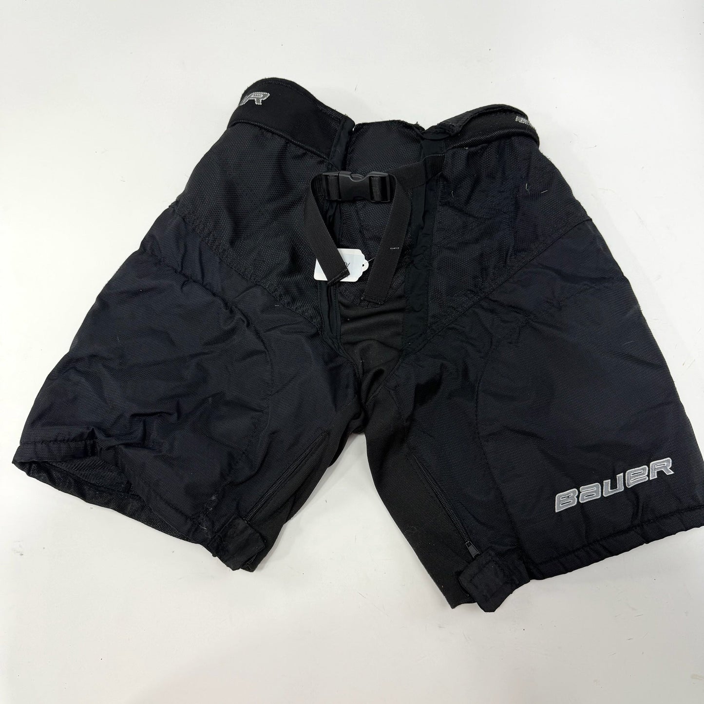 Used Black Bauer Surpeme 190 Shell | Junior XL | AB478