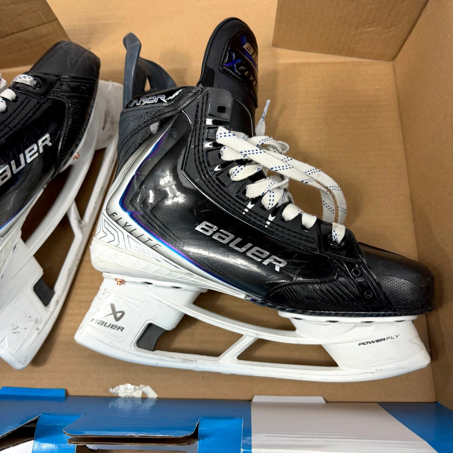 Lightly Used Bauer Vapor Flylite Skates | Size 8.5 Fit 2 | AB712