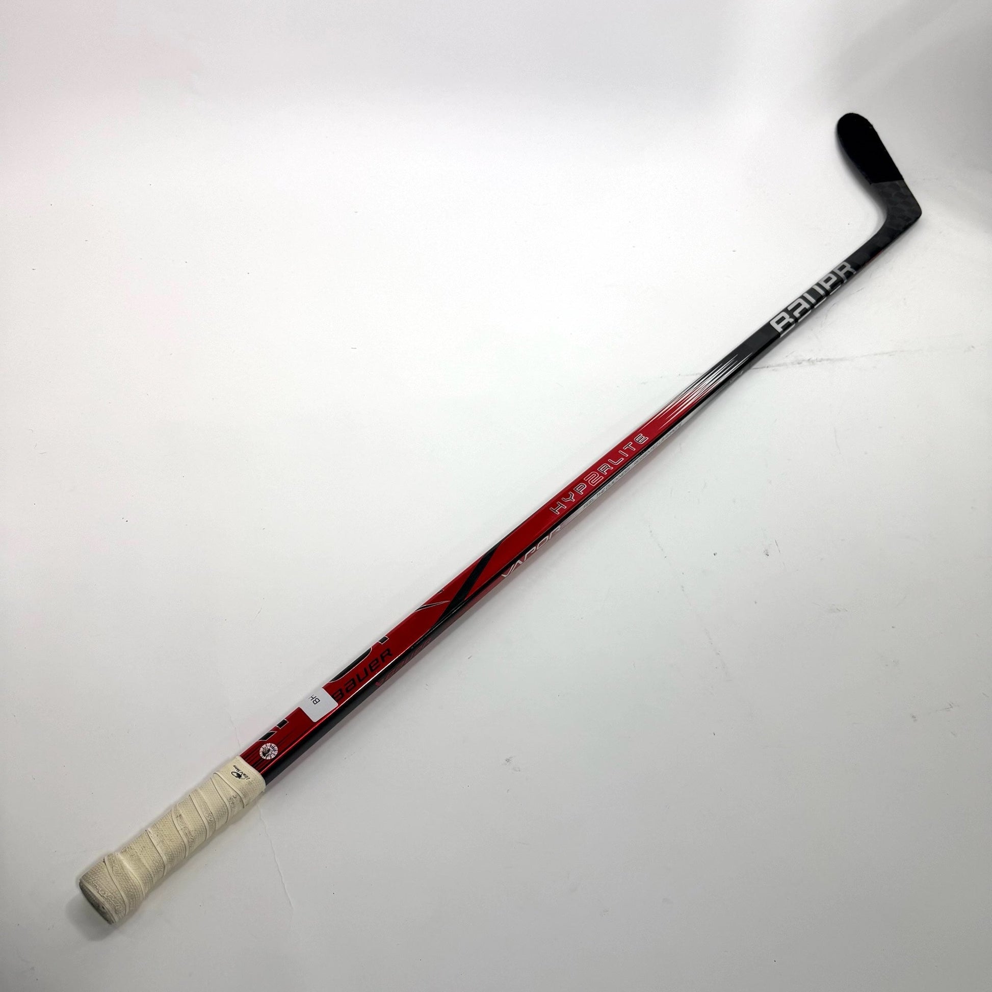 Used Left Red Bauer Vapor Hyperlite 2 | 87 Flex P28 Curve Grip | Ilya Mikheyev | BH191 - Top Flight Hockey