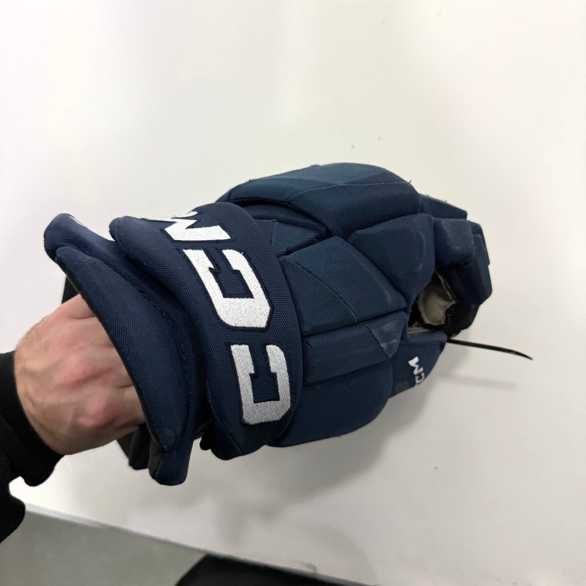 Used Navy CCM Jetspeed Pro Gloves | 15" | A53 - Top Flight Hockey
