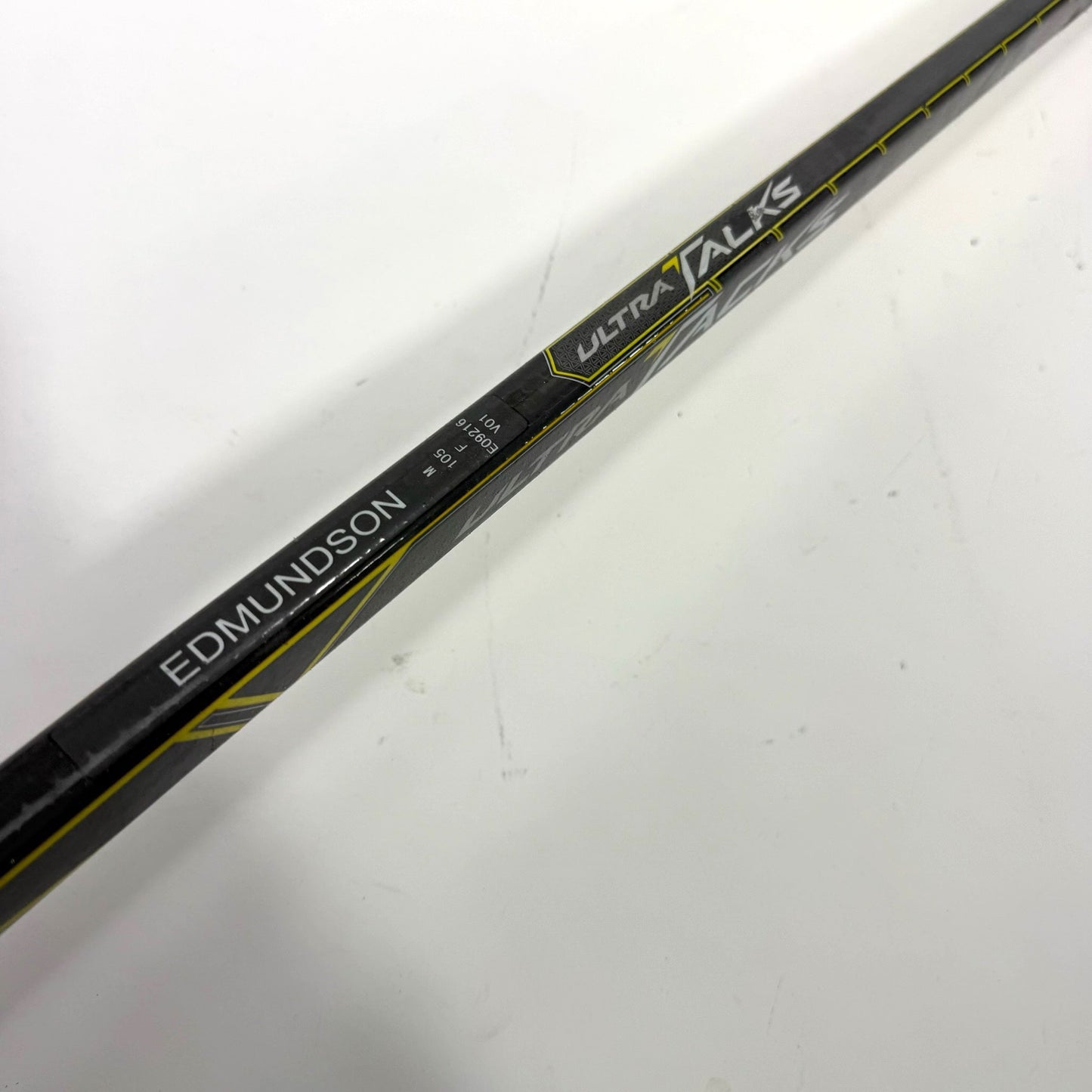 Used Left CCM UltraTacks | 105 Flex P28M Curve Grip | Edmundson | BH235 - Top Flight Hockey