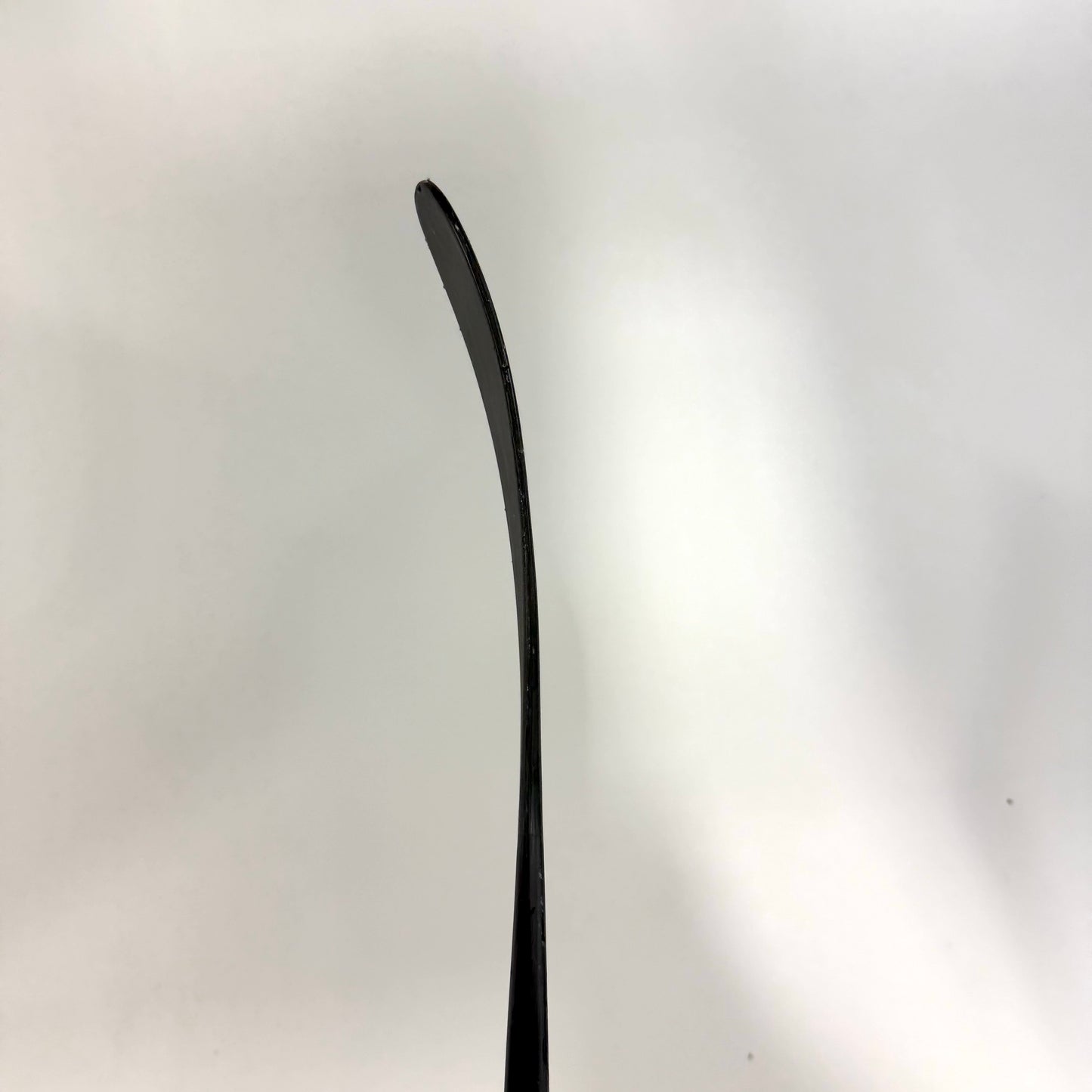Used Right CCM Tacks XF Ghost | 75 Flex P28 Curve Grip | AB947