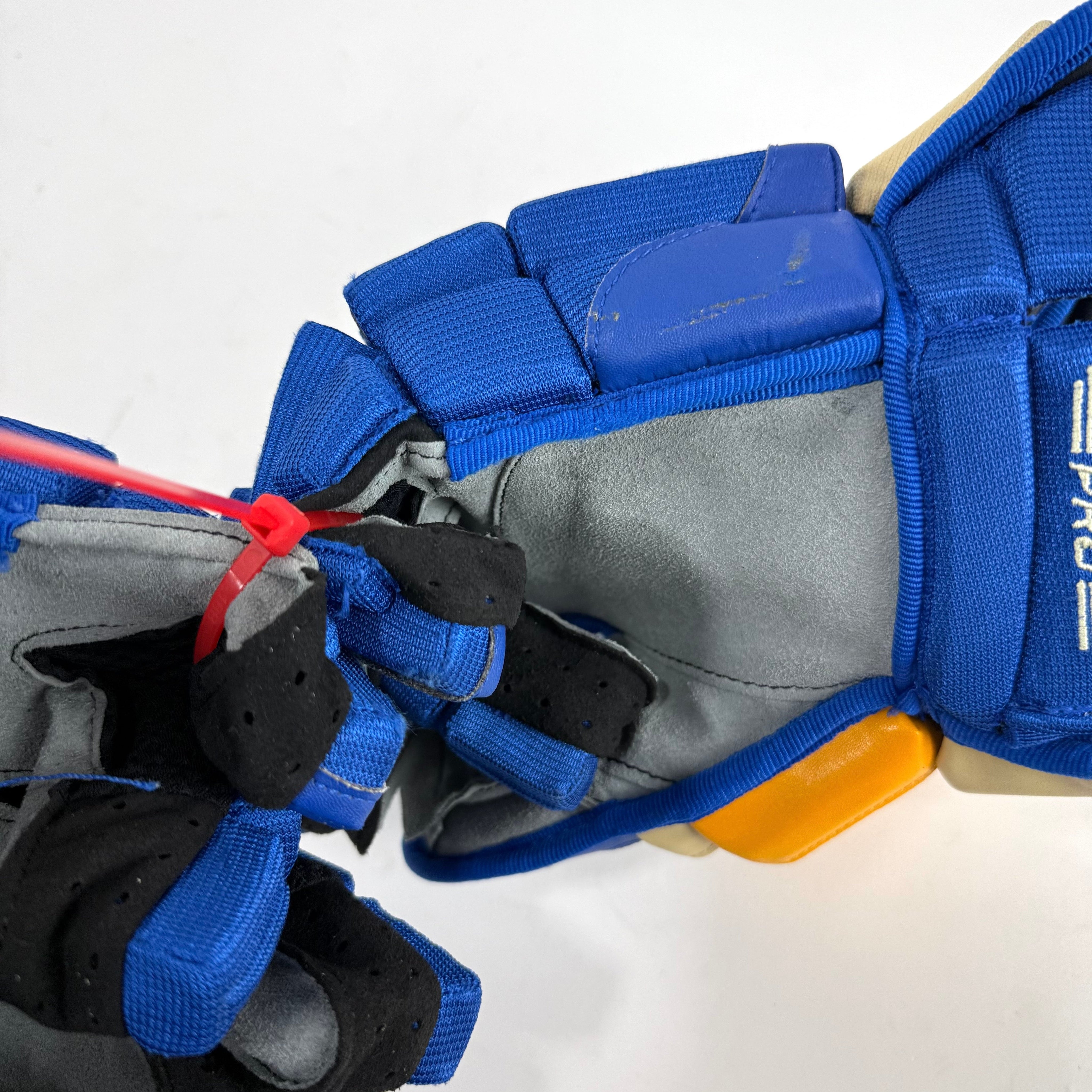 Used Stl Blues Heritage CCM HGCL Gloves | 13" | Maceachern | D167 - Top Flight Hockey