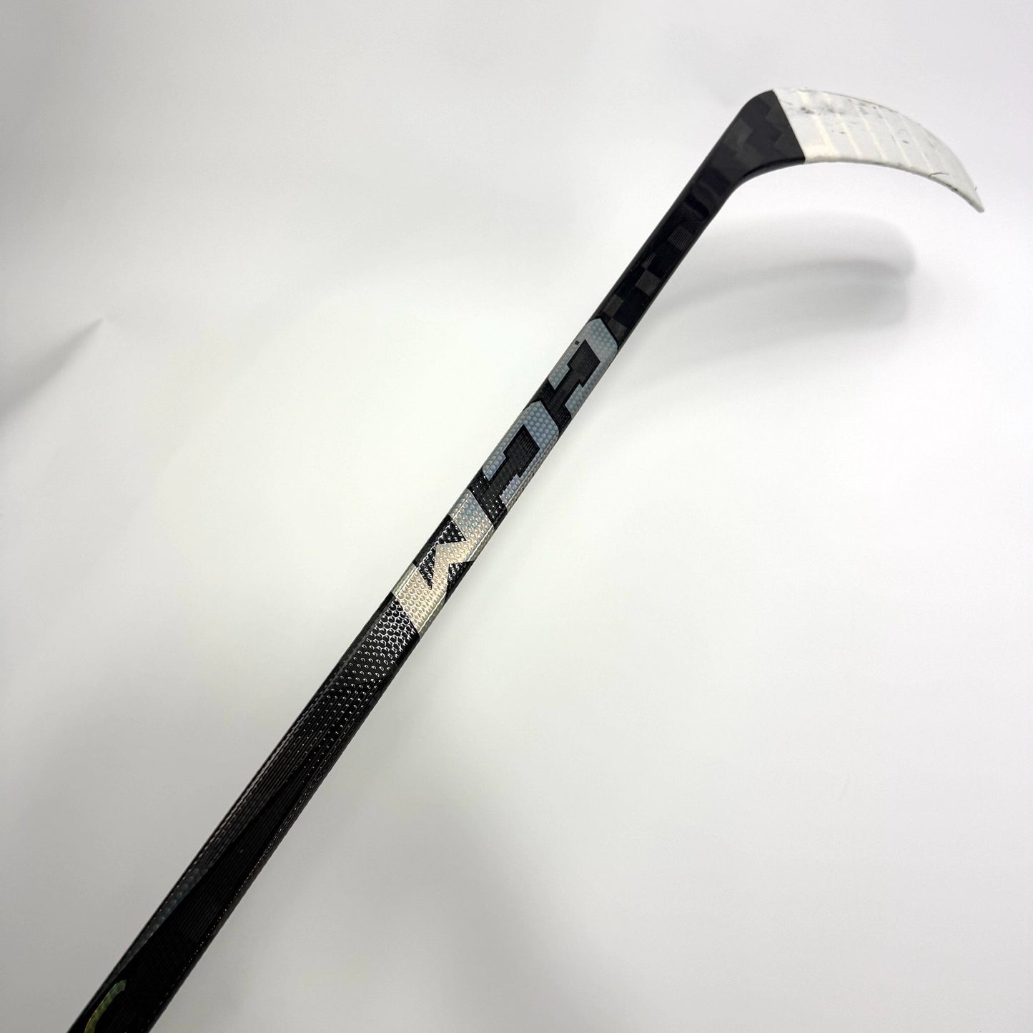 Used Left Black CCM Jetspeed FT7 Pro | 80 Flex P90TM Curve Grip | BH420 - Top Flight Hockey