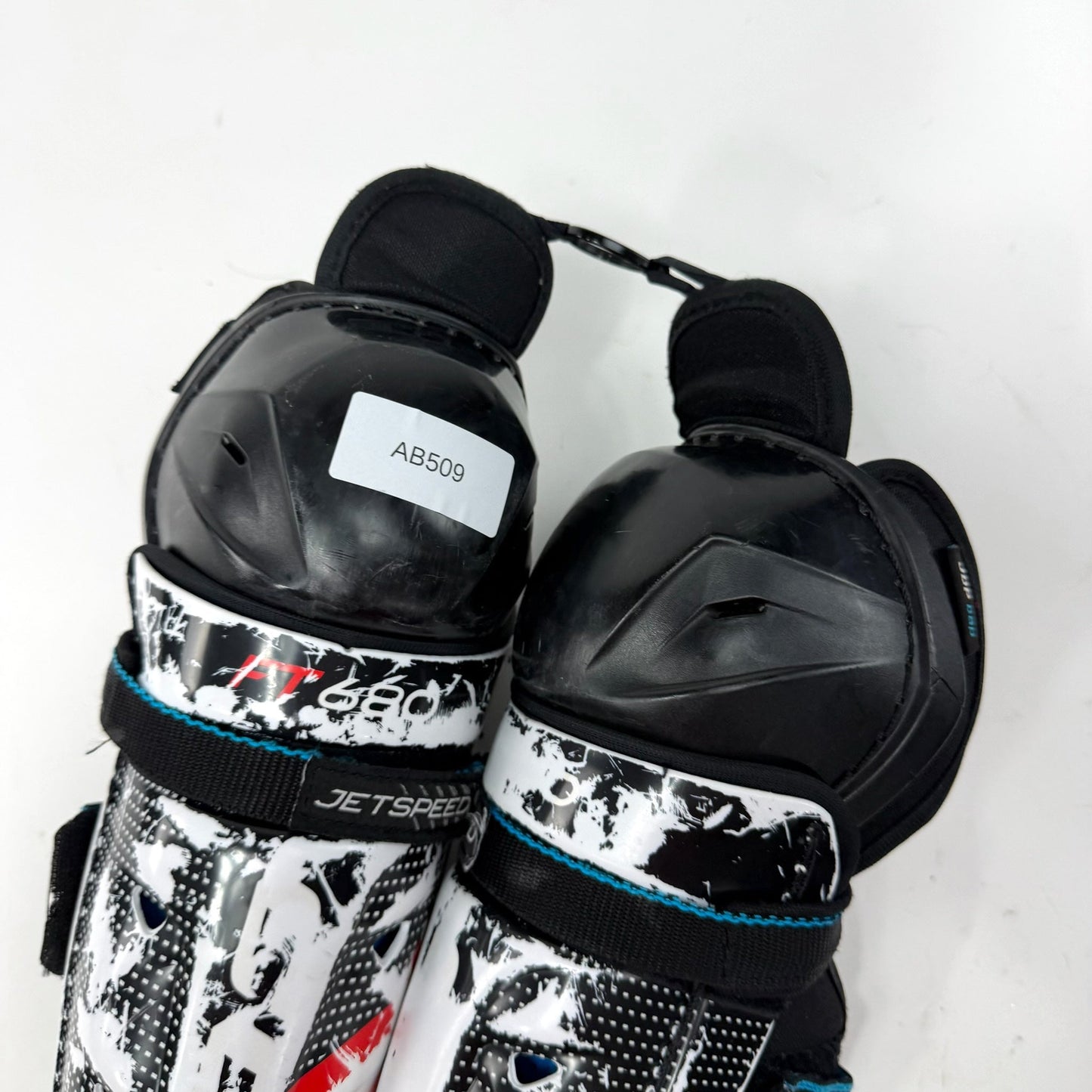 Used CCM Jetpseed FT680 Shin Guards | 11" | AB509