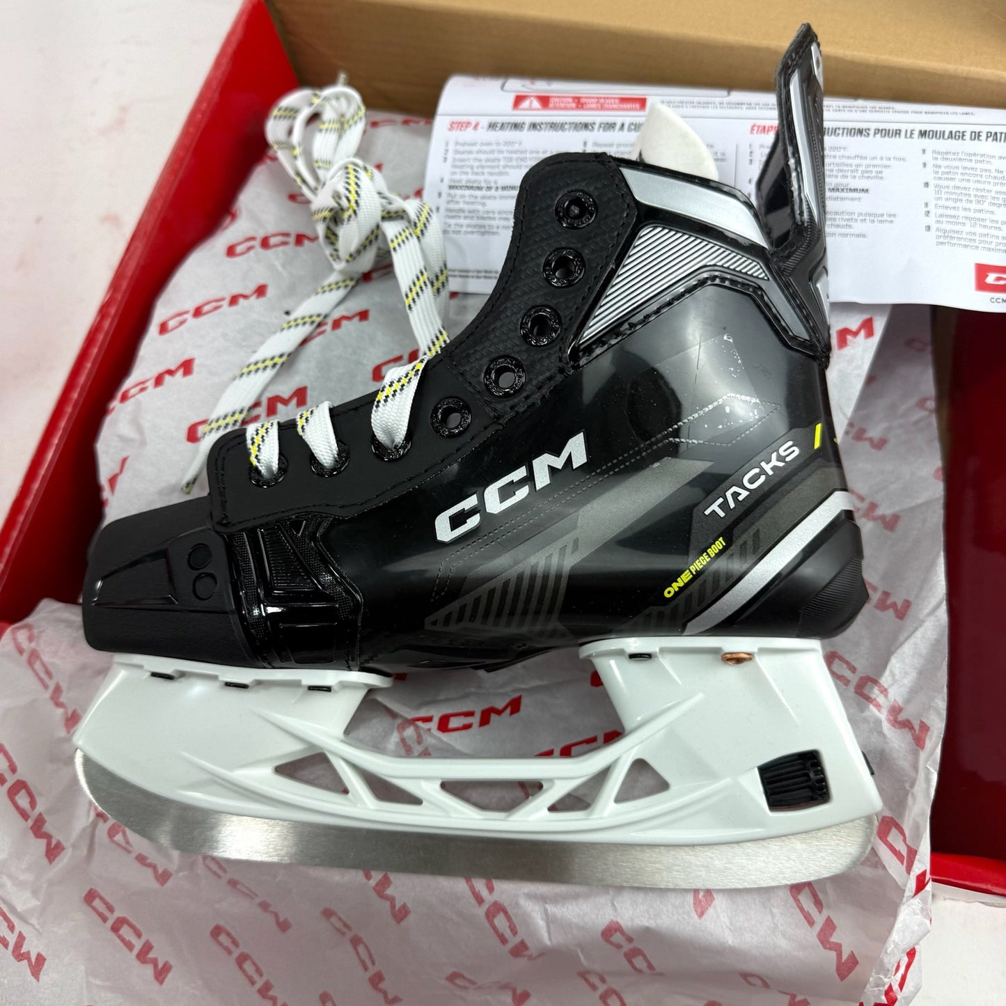 New CCM Tacks AS580 Skates | Junior 1.5-2.5 Wide | F491 - Top Flight Hockey