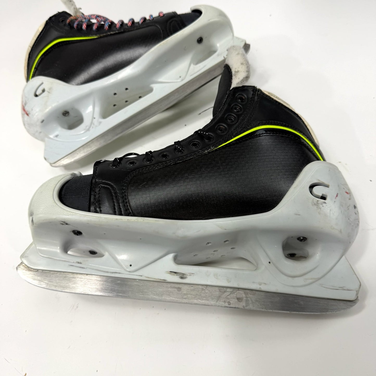 Used Graf Ultra G7500 Goalie Skates | Size 11 | AB786