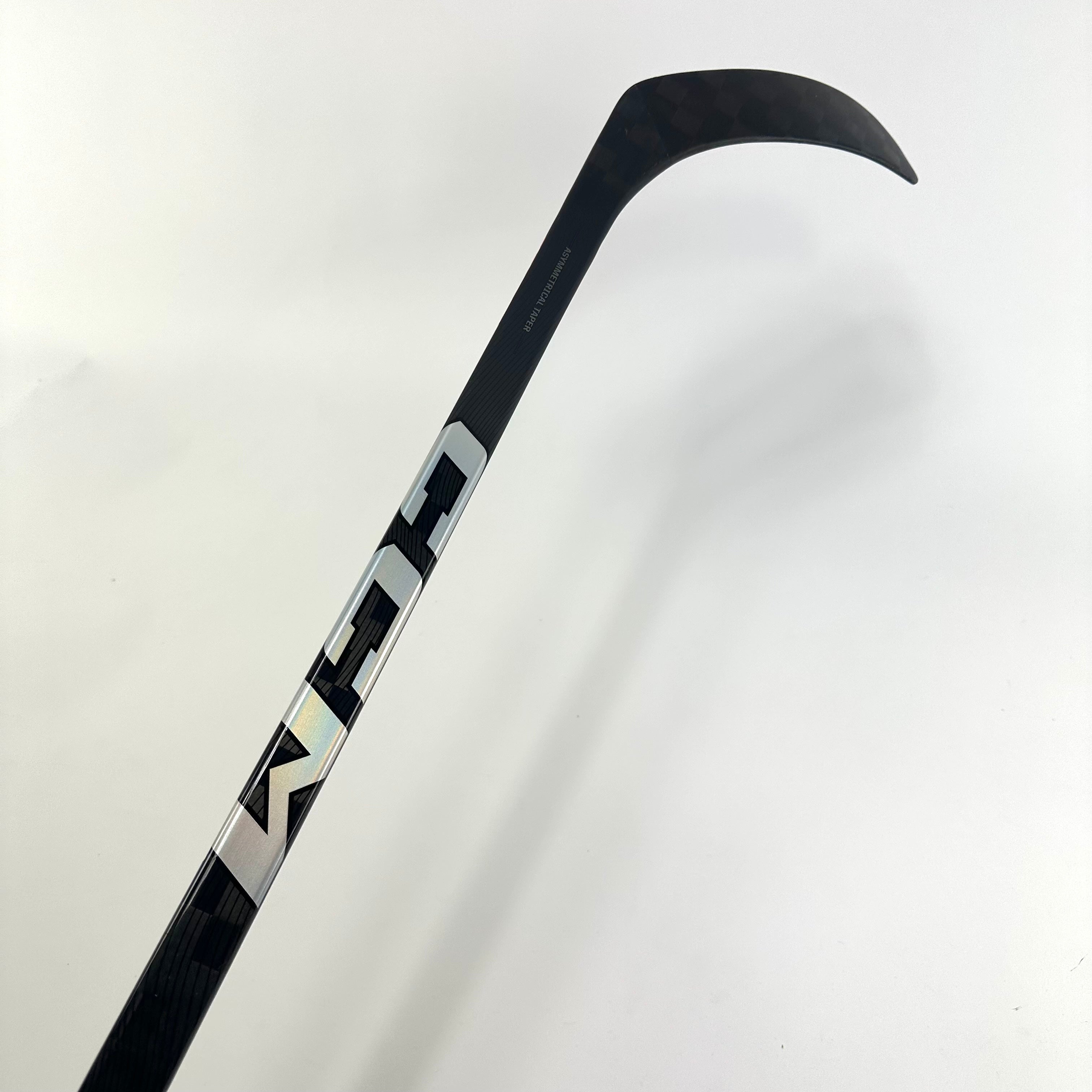 New Left CCM Ribcor Trigger 7 Pro | P90 Curve 80 Flex Grip | Buchinger | M473