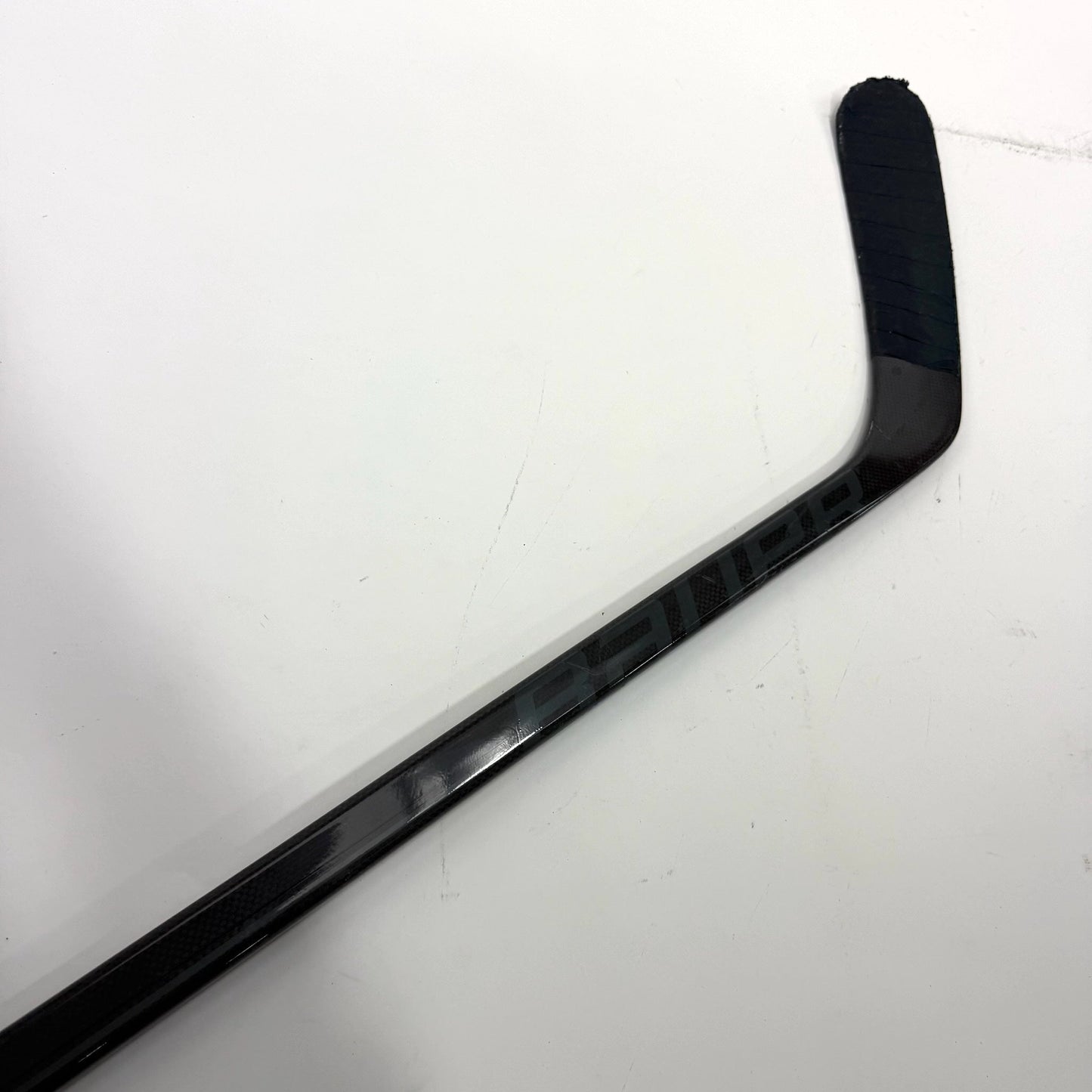 Used Left Bauer Nexus 8000 | 107 Flex Custom P92 Curve Grip | Bourque | BH233 - Top Flight Hockey