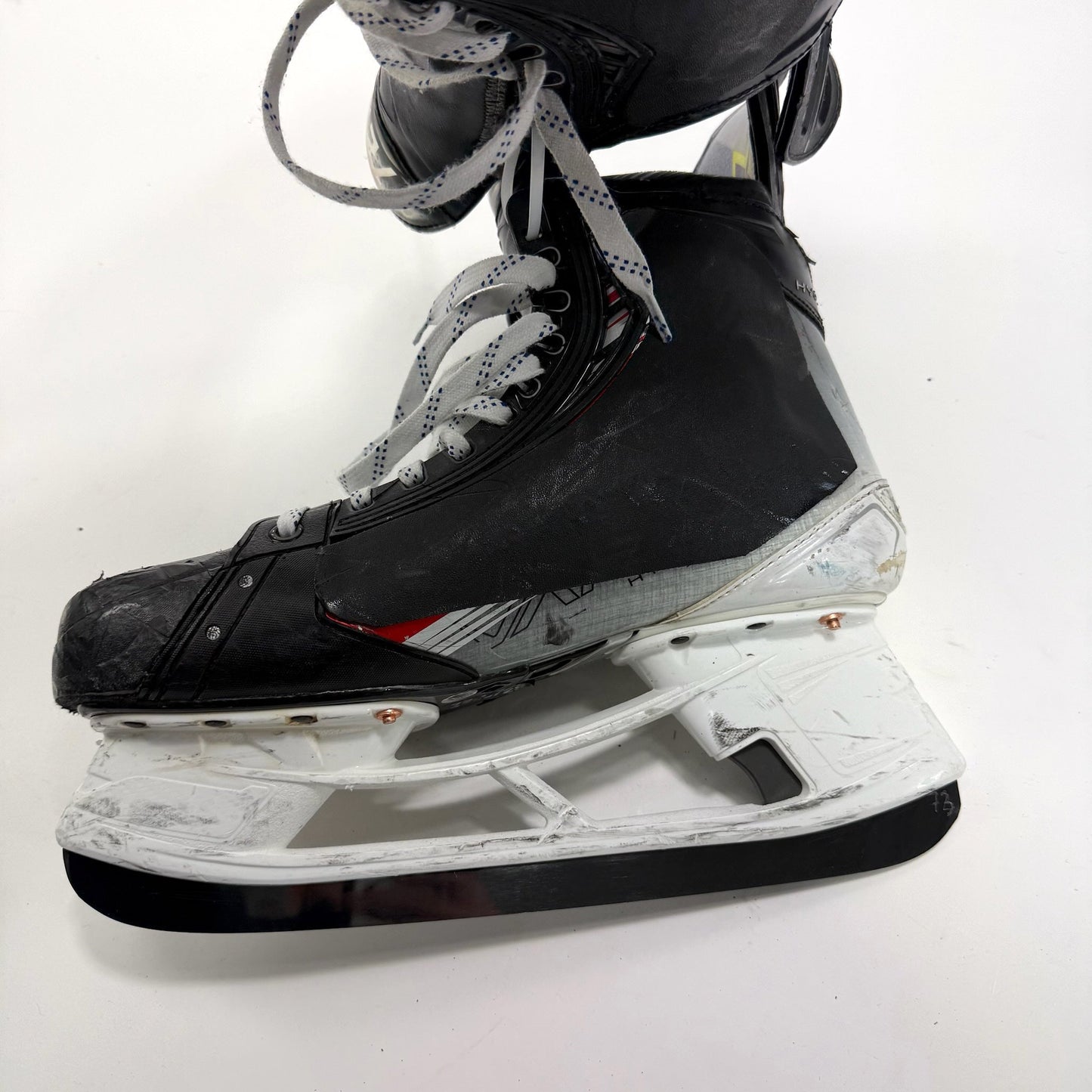 Used Red Bauer Vapor Hyperlite 2 Skates | Size 12 D | Chicago Blackhawks #72 Alex Valsic | BH314 - Top Flight Hockey