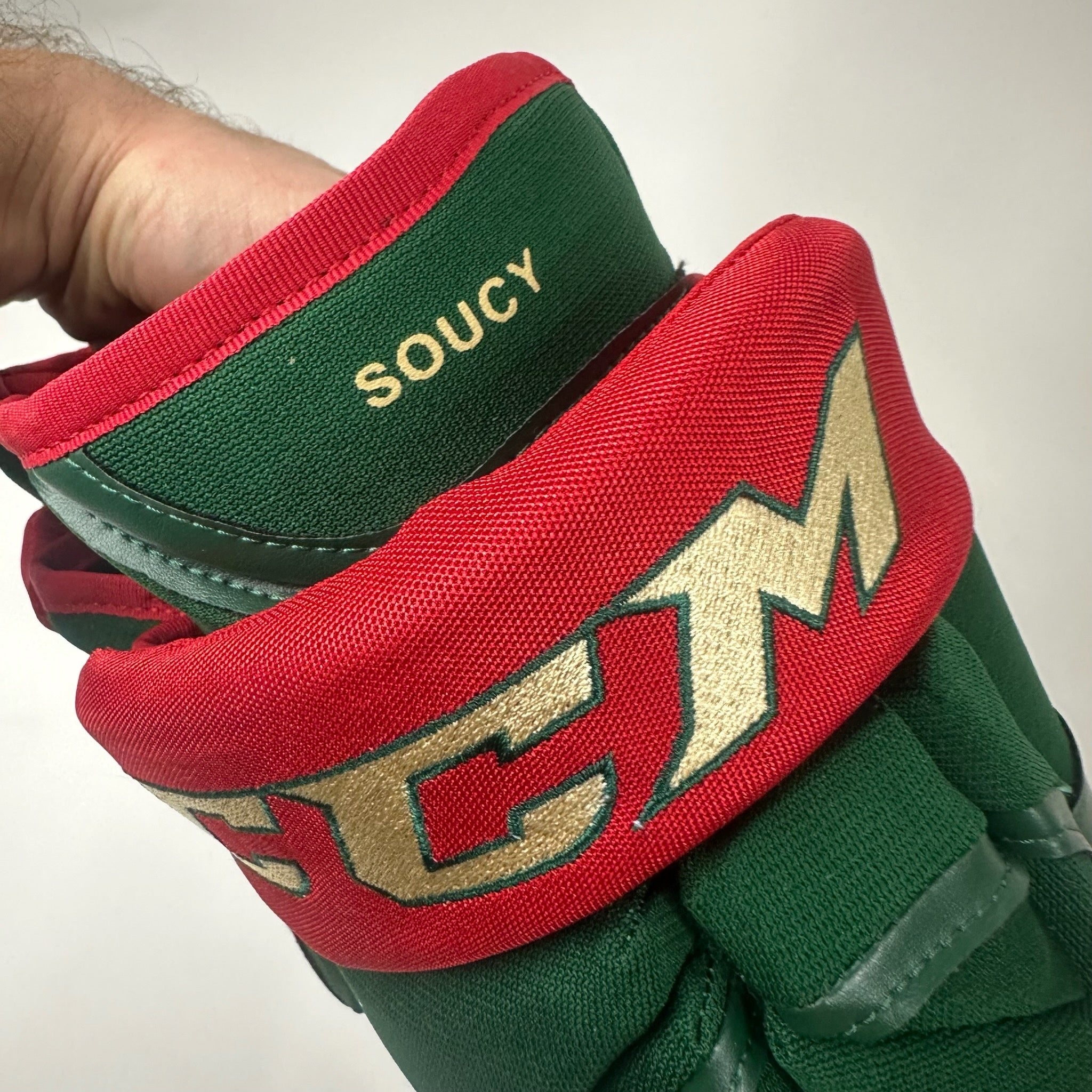 Brand New CCM HG12 Gloves Minnesota Wild Soucy - 15"