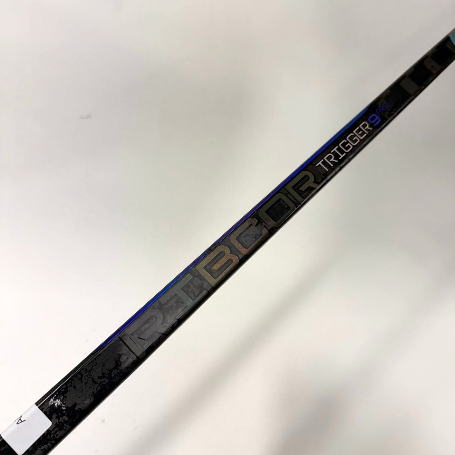 Used Left CCM Ribcor Trigger 9 Pro | 75 Flex P28 Curve Grip | AB735