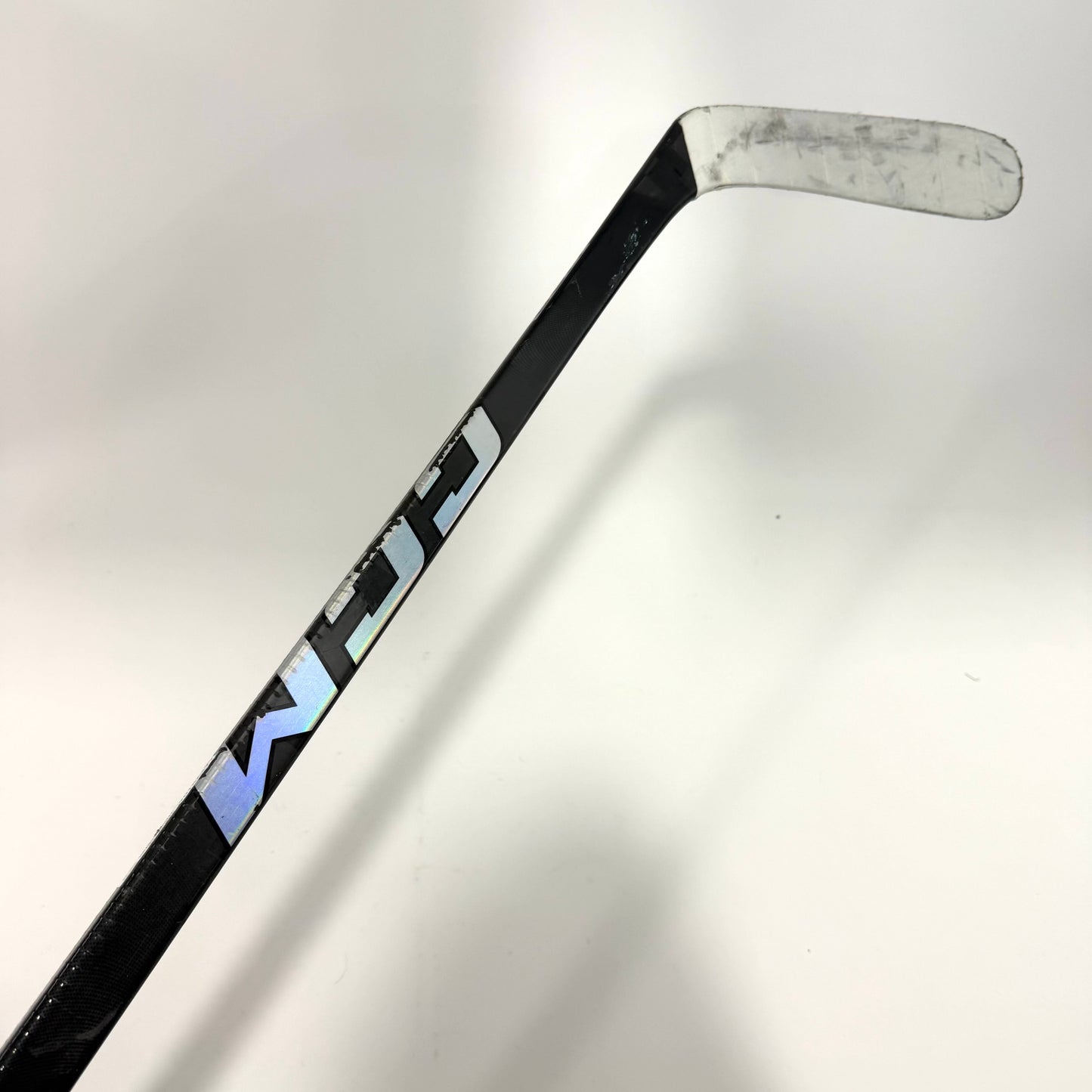 Used Right Blue CCM Jetspeed FT8 Pro | 85 Flex P92 Curve Grip | AB952
