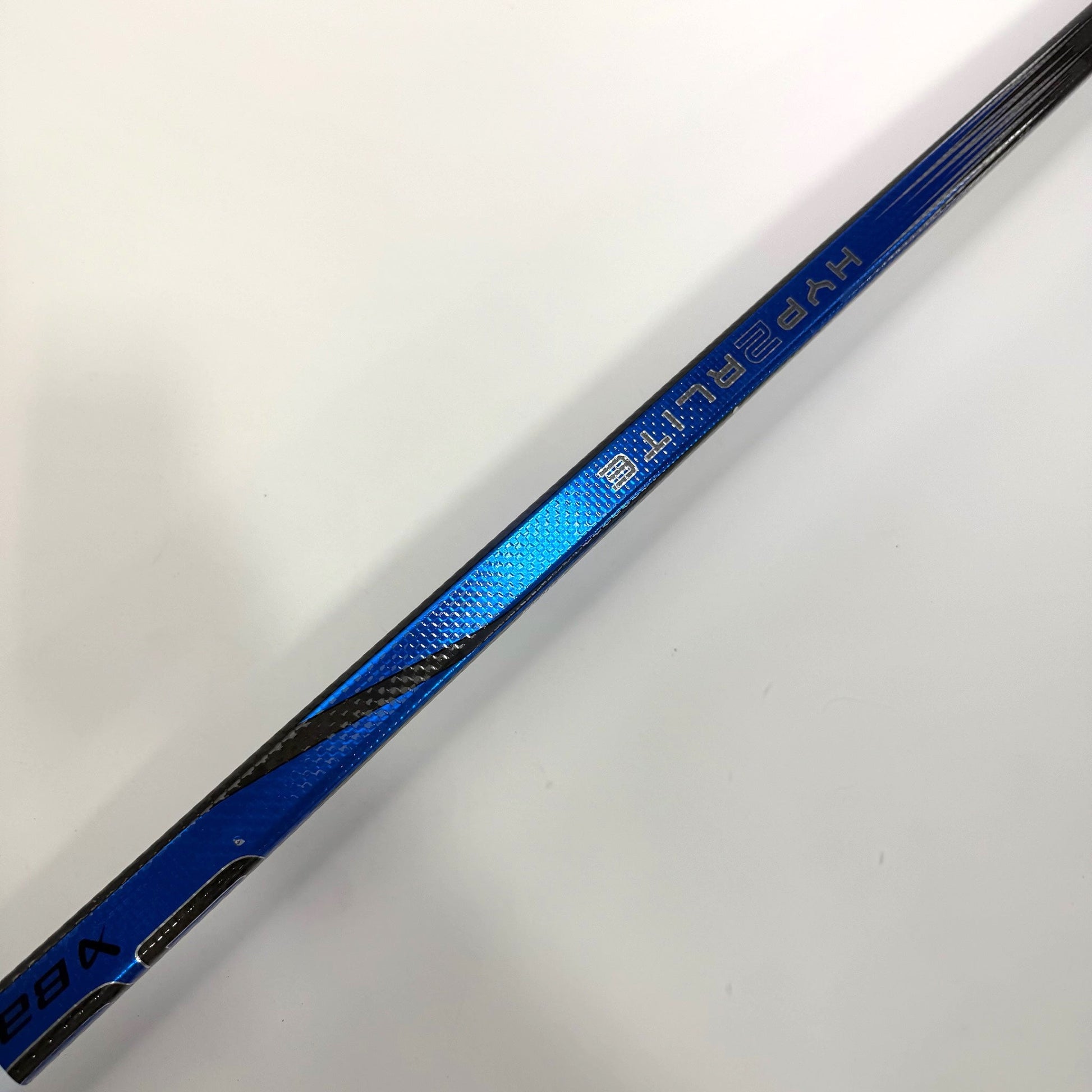 Used Left Blue Bauer Vapor Hyperlite 2 | 87 Flex P28 Curve Grip | BH514 - Top Flight Hockey
